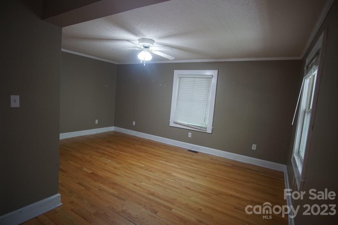 6525 Mooresville Road Property Photo 10