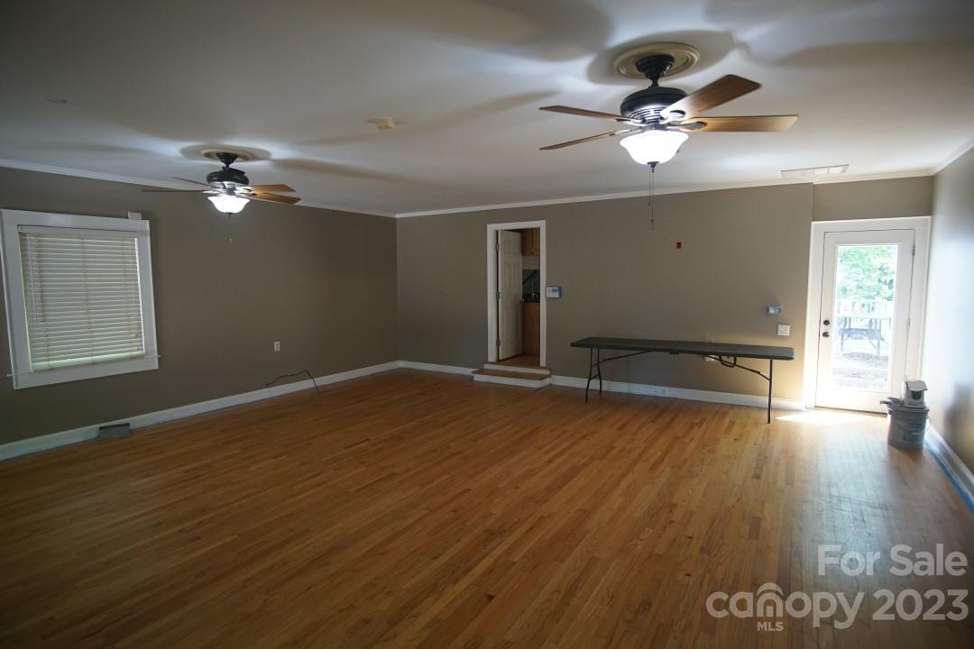 6525 Mooresville Road Property Photo 11