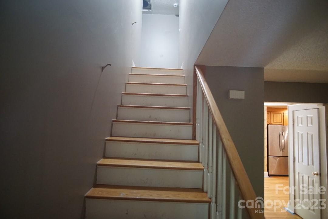 6525 Mooresville Road Property Photo 15