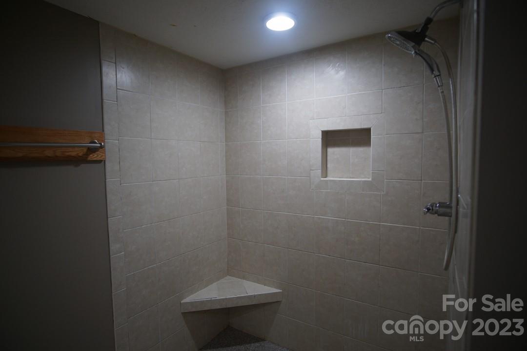 6525 Mooresville Road Property Photo 23