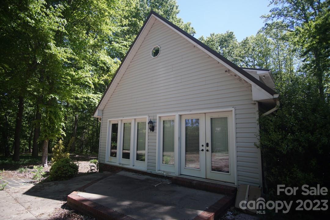 6525 Mooresville Road Property Photo 30