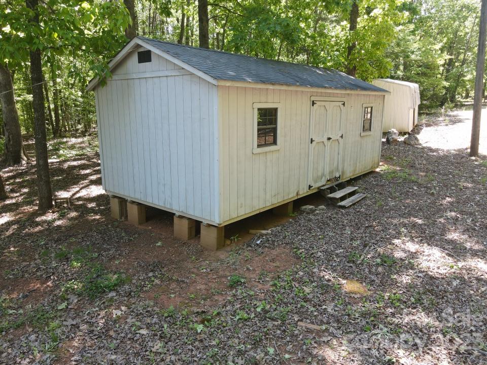 6525 Mooresville Road Property Photo 35