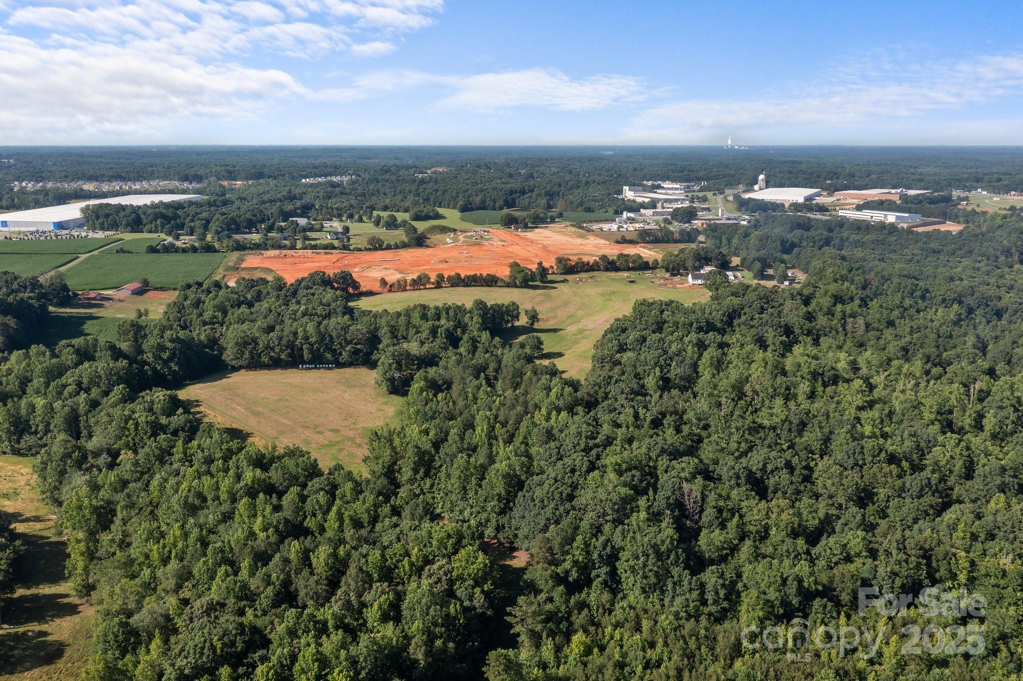 134 Iredell Avenue Property Photo 8