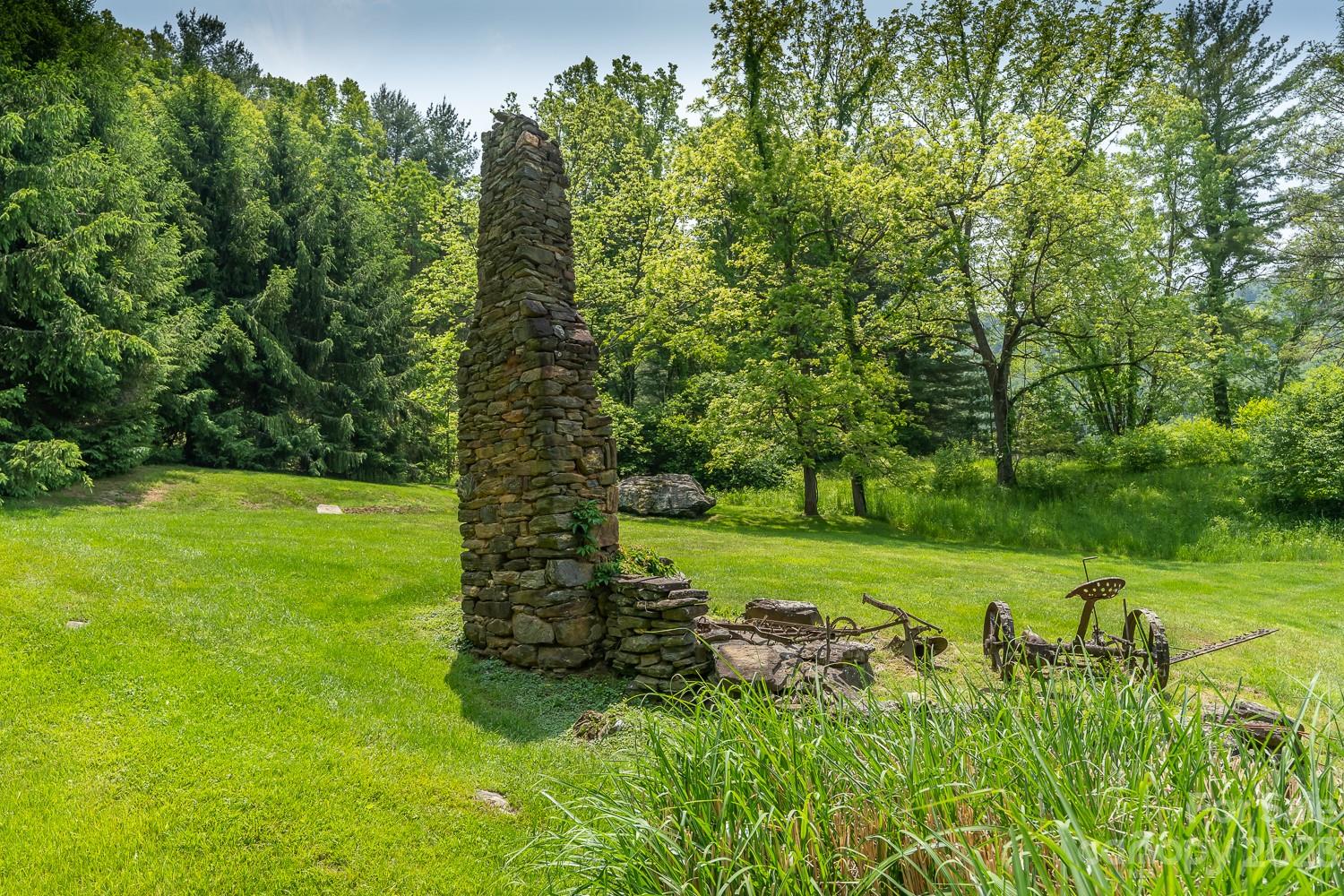 155 Rocky Knob None Property Photo 26