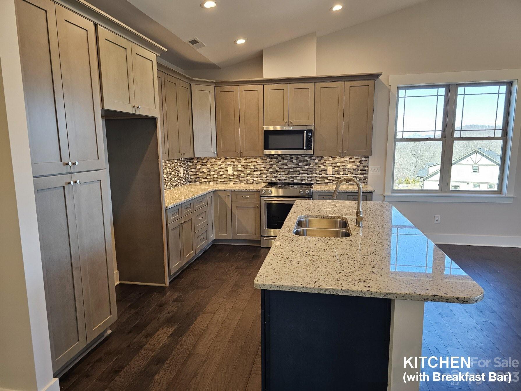 173 Waightstill Drive Property Photo 8