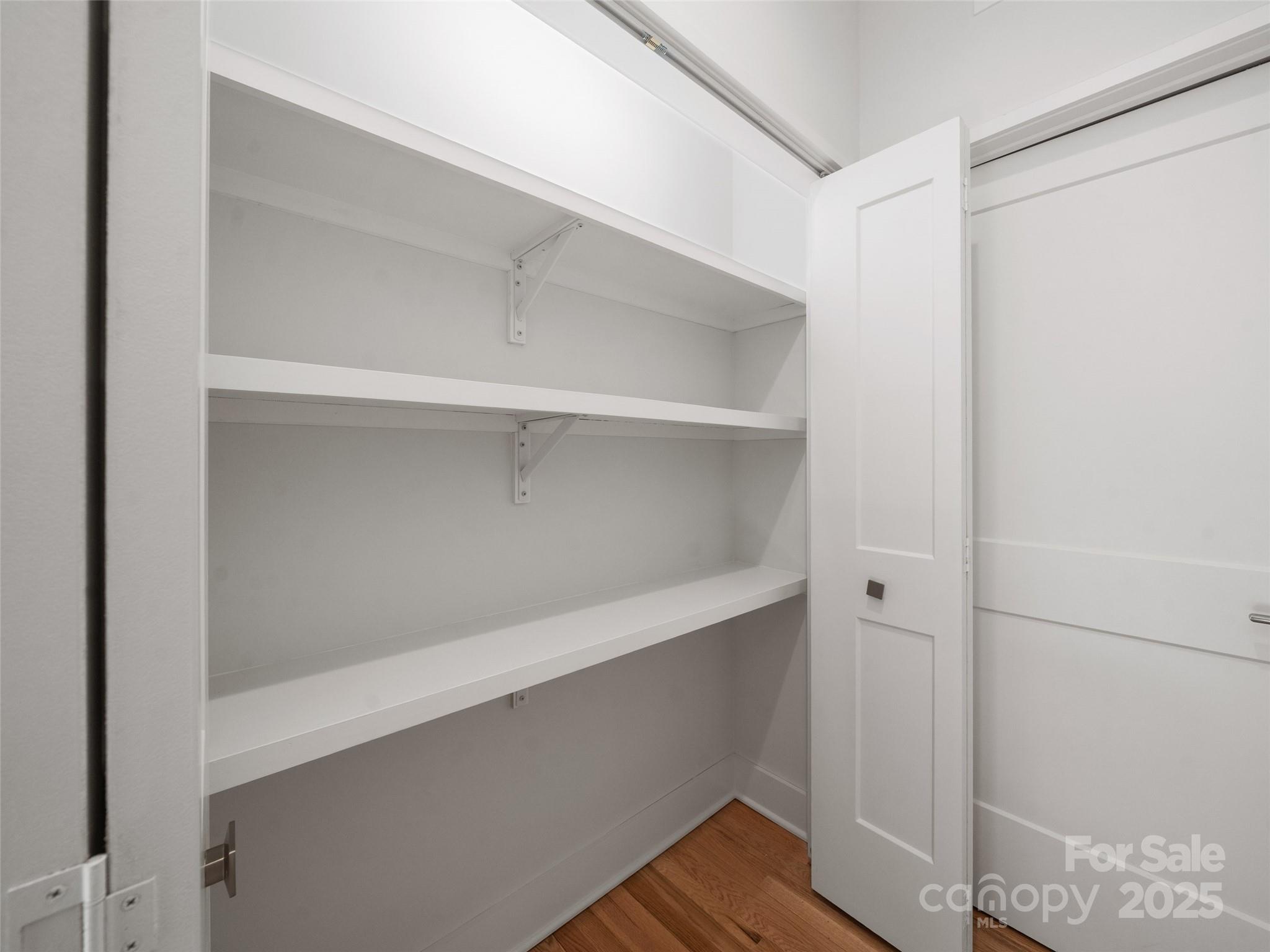 55 Skyvue Court E Property Photo 16