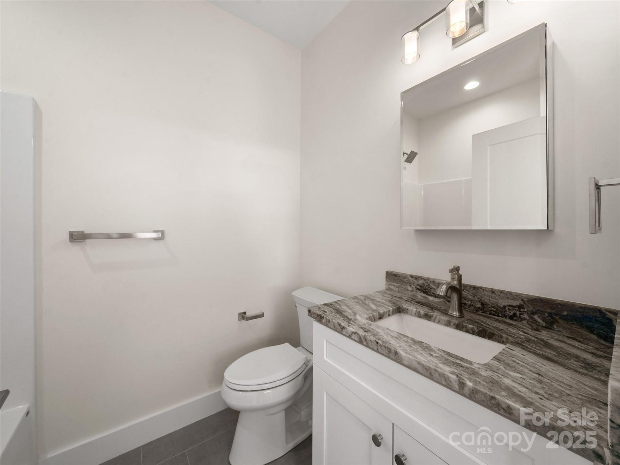 55 Skyvue Court E Property Photo 28