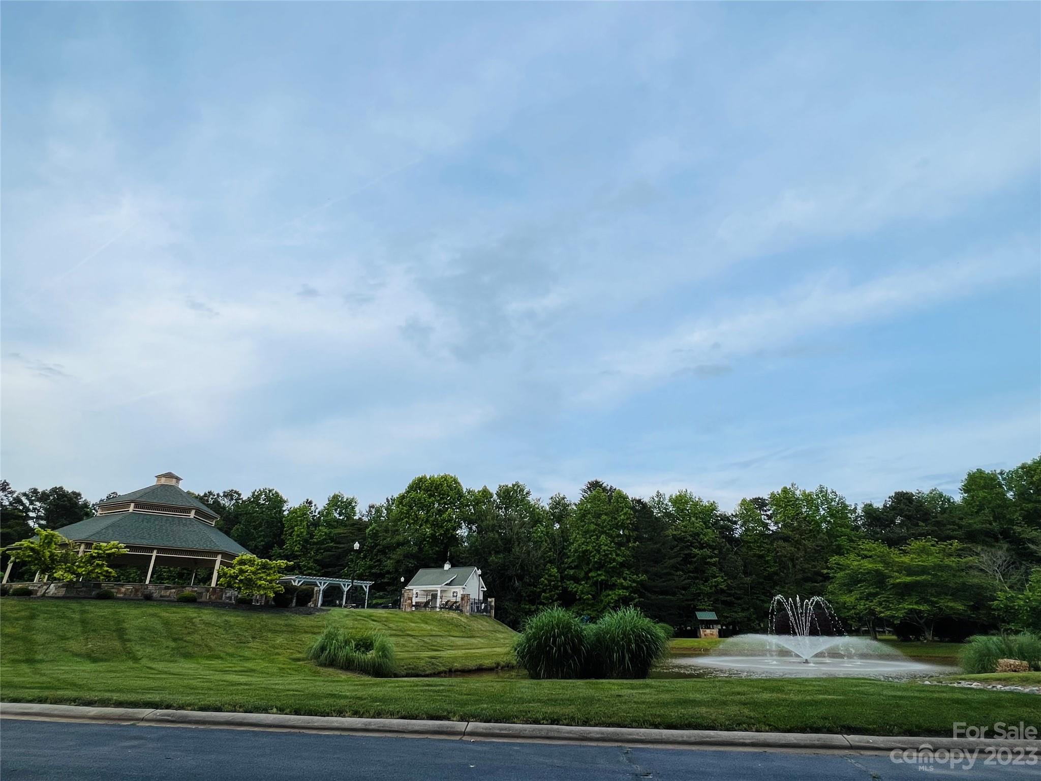 127 Admirals Court Property Photo 18