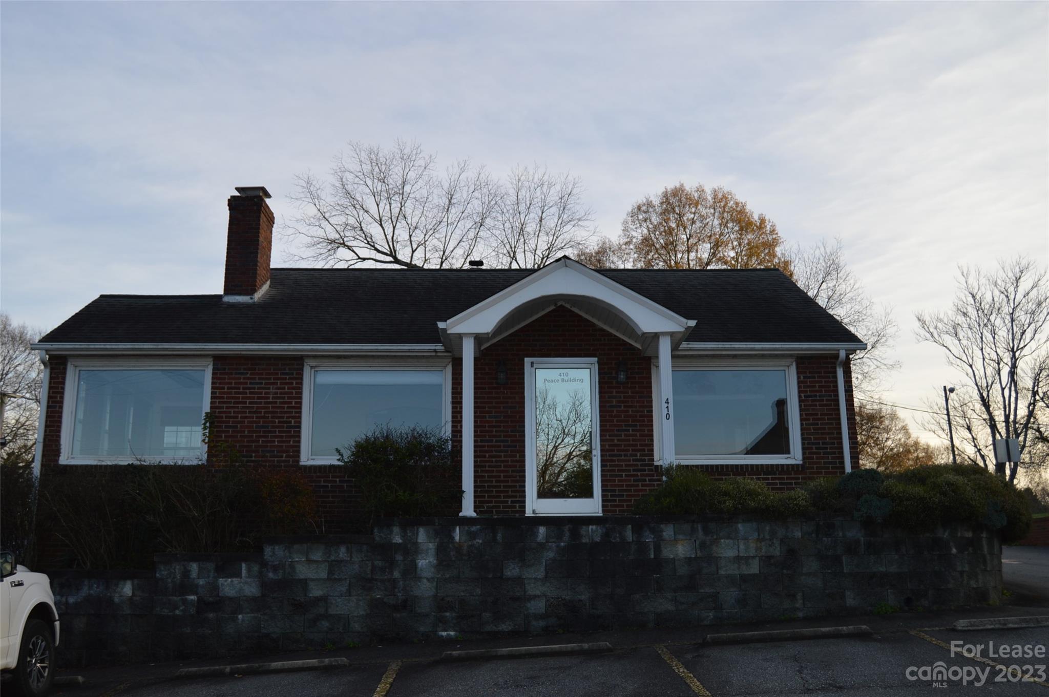 410 Front Street Property Photo 1