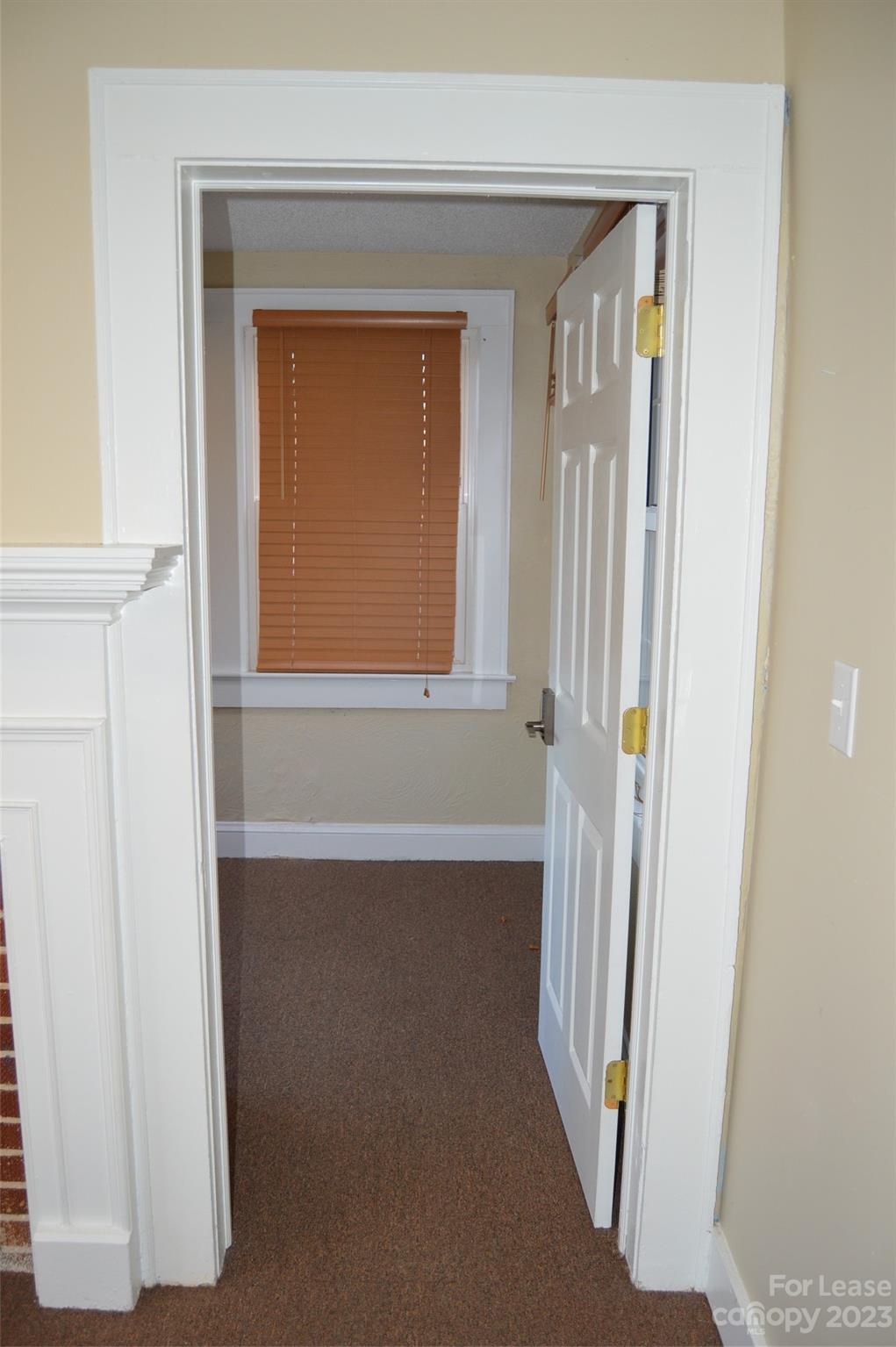 410 Front Street Property Photo 8
