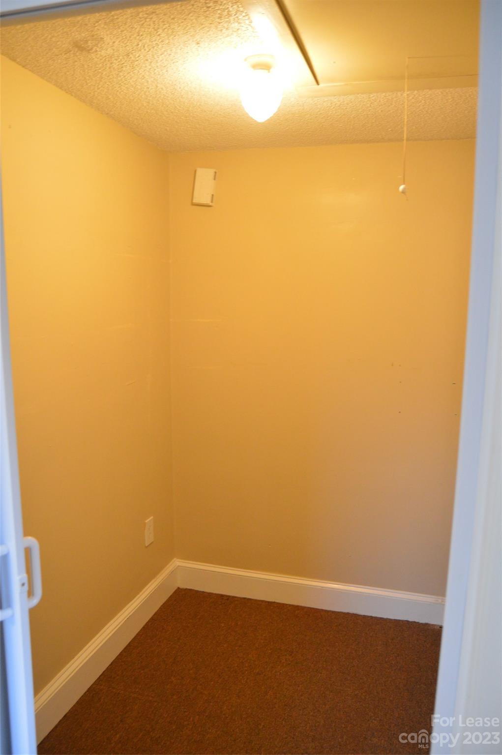 410 Front Street Property Photo 11