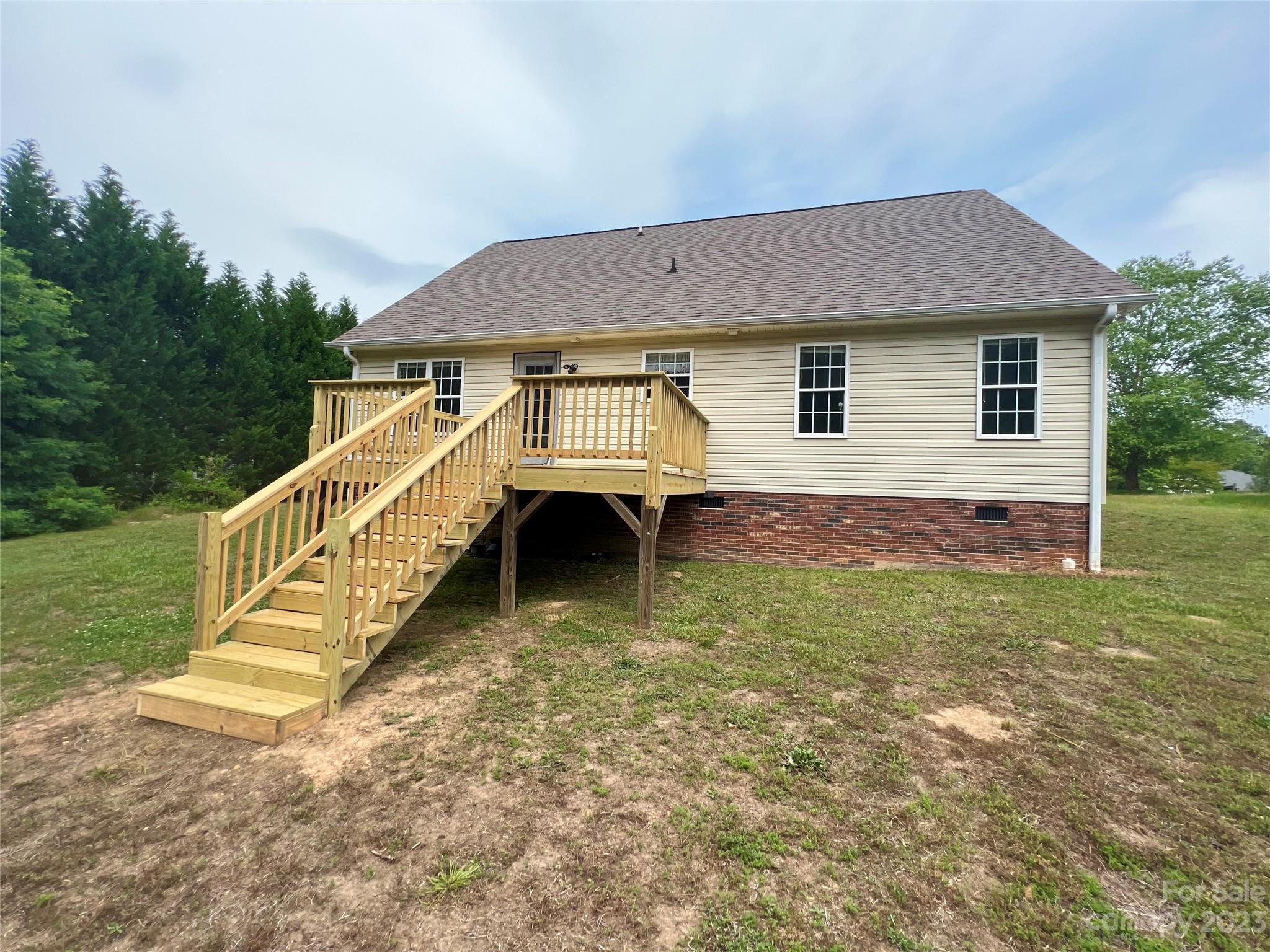 1181 Archer Farm Drive Property Photo 2