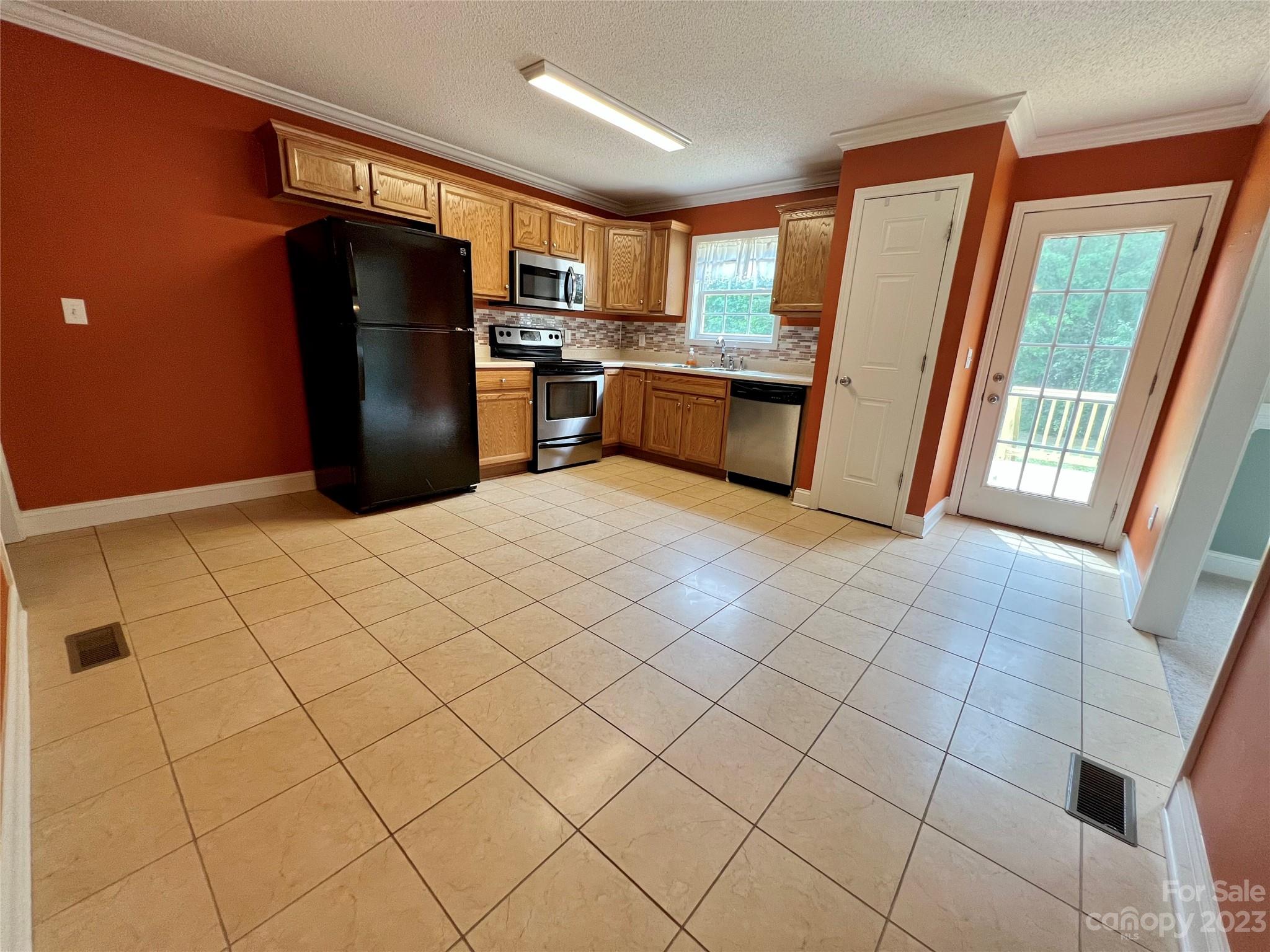 1181 Archer Farm Drive Property Photo 7