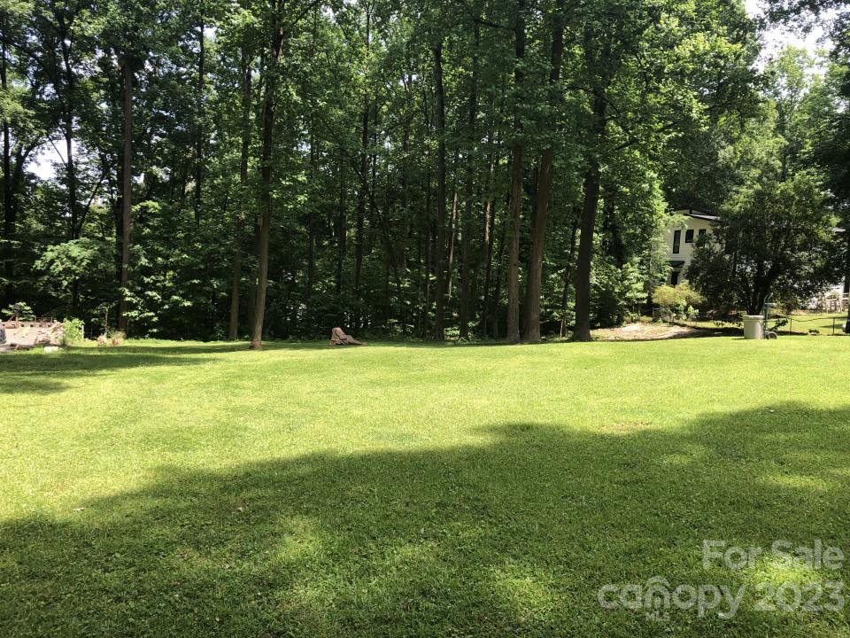 1716 Seifert Circle Property Photo 6