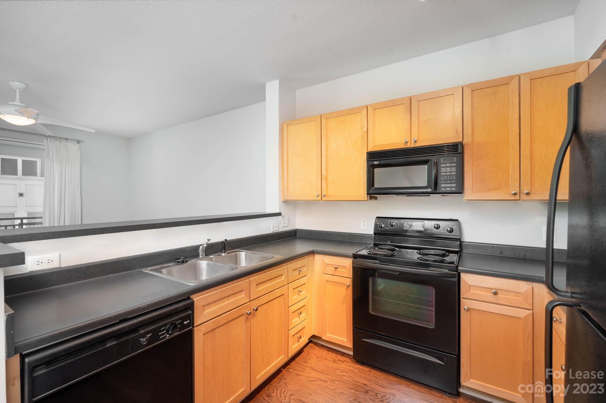 1315 East Boulevard Property Photo 6