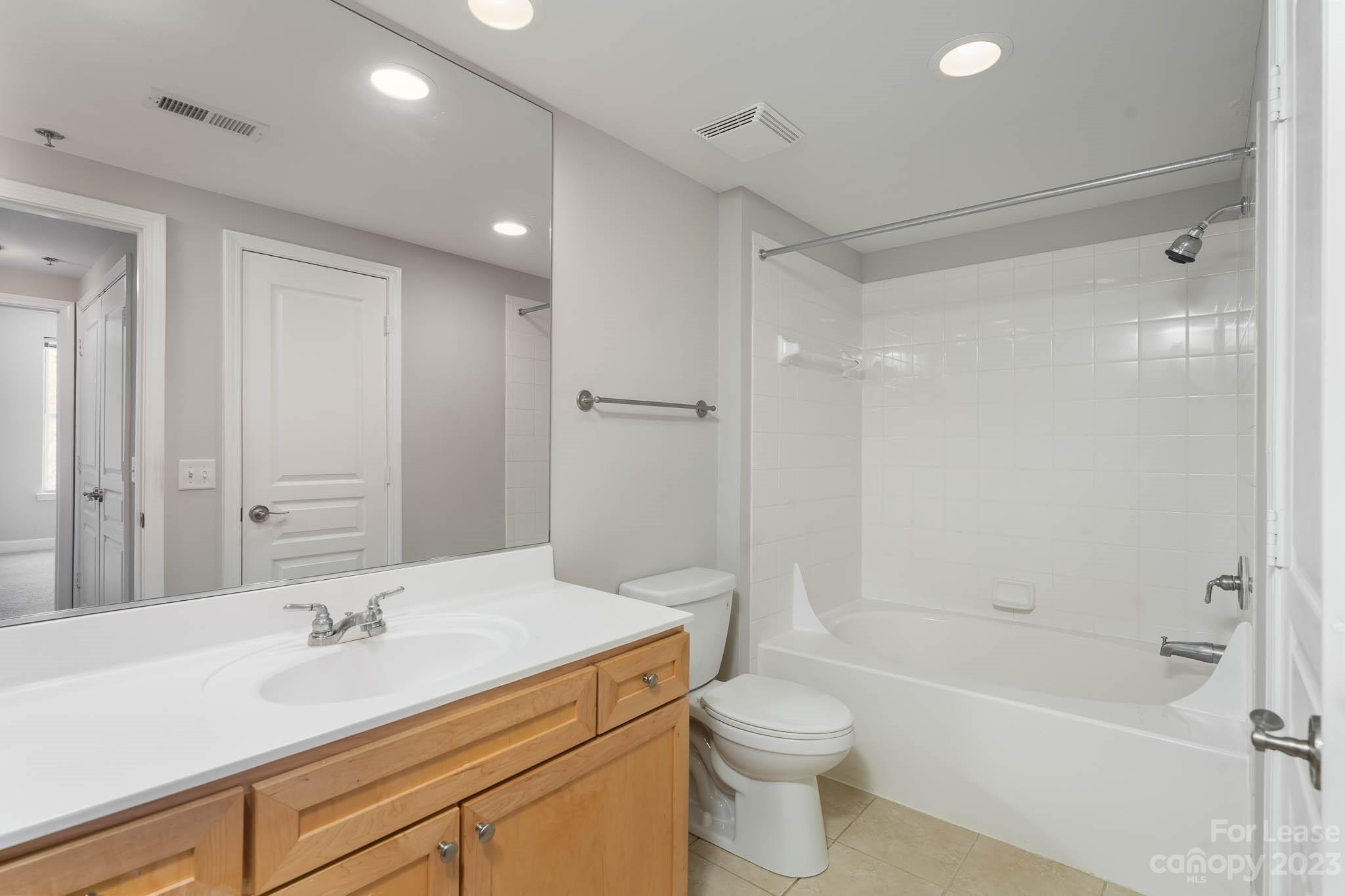 1315 East Boulevard Property Photo 12