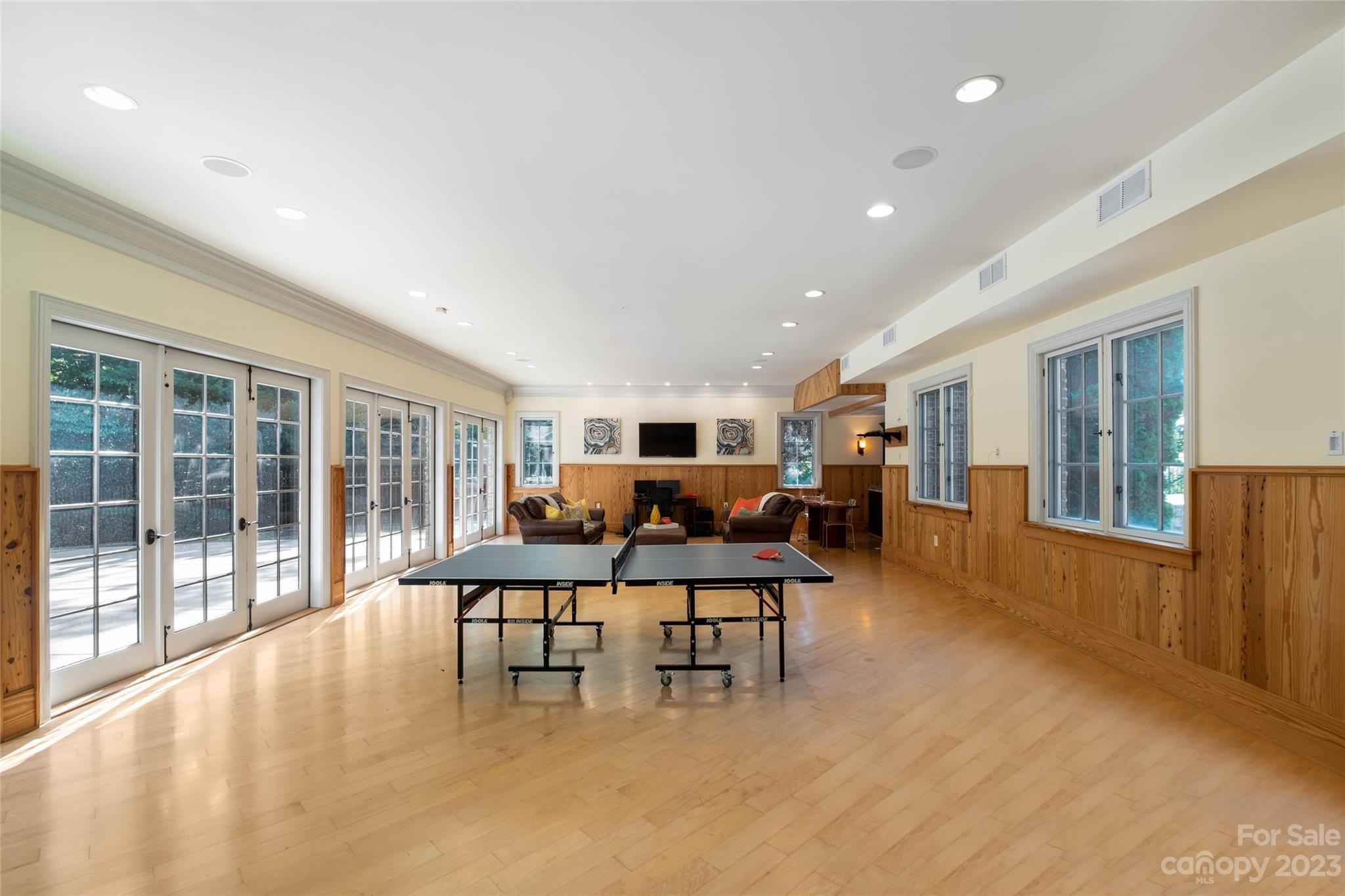 12144 James Jack Lane Property Photo 35
