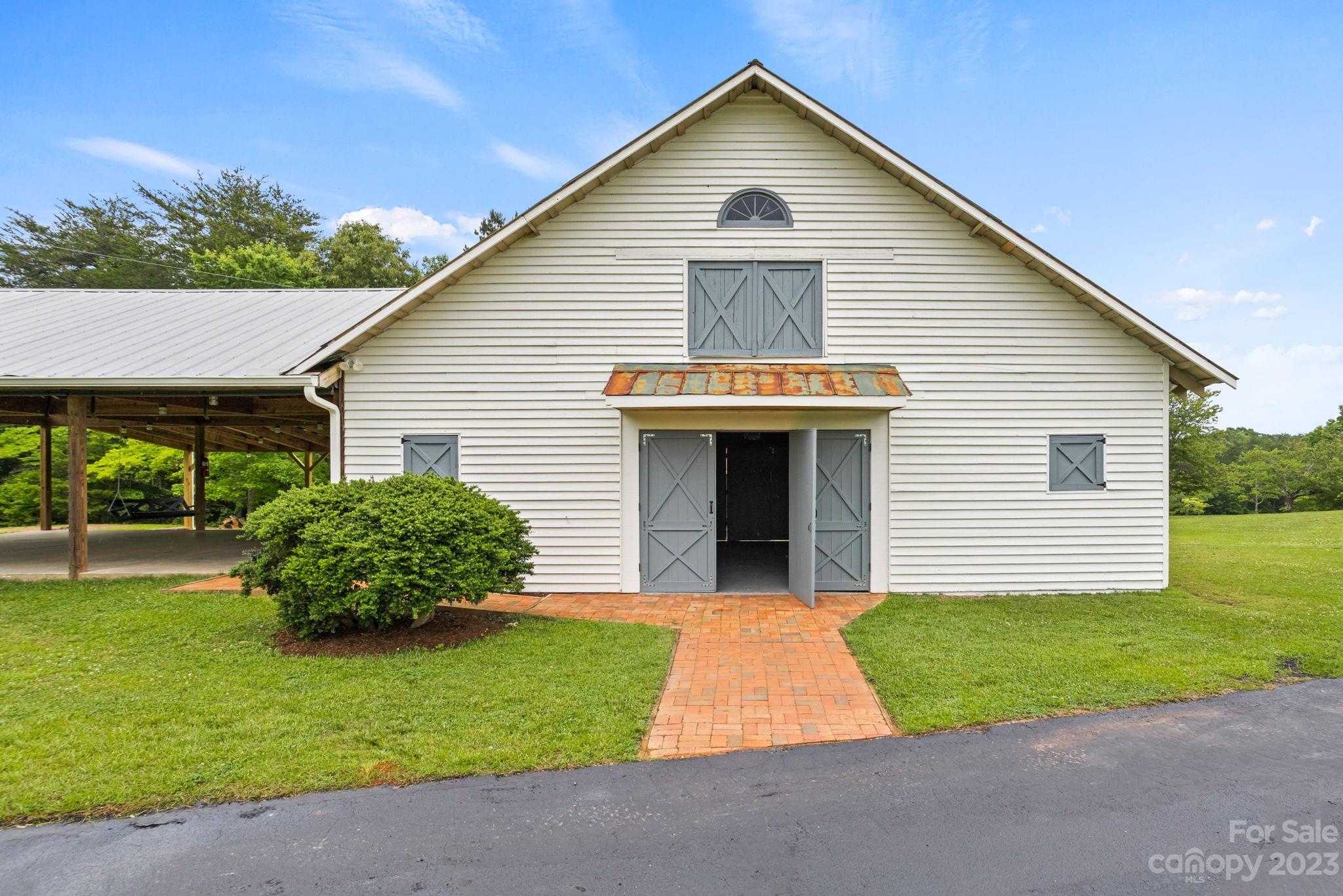 475 Pierce Road Property Photo 38