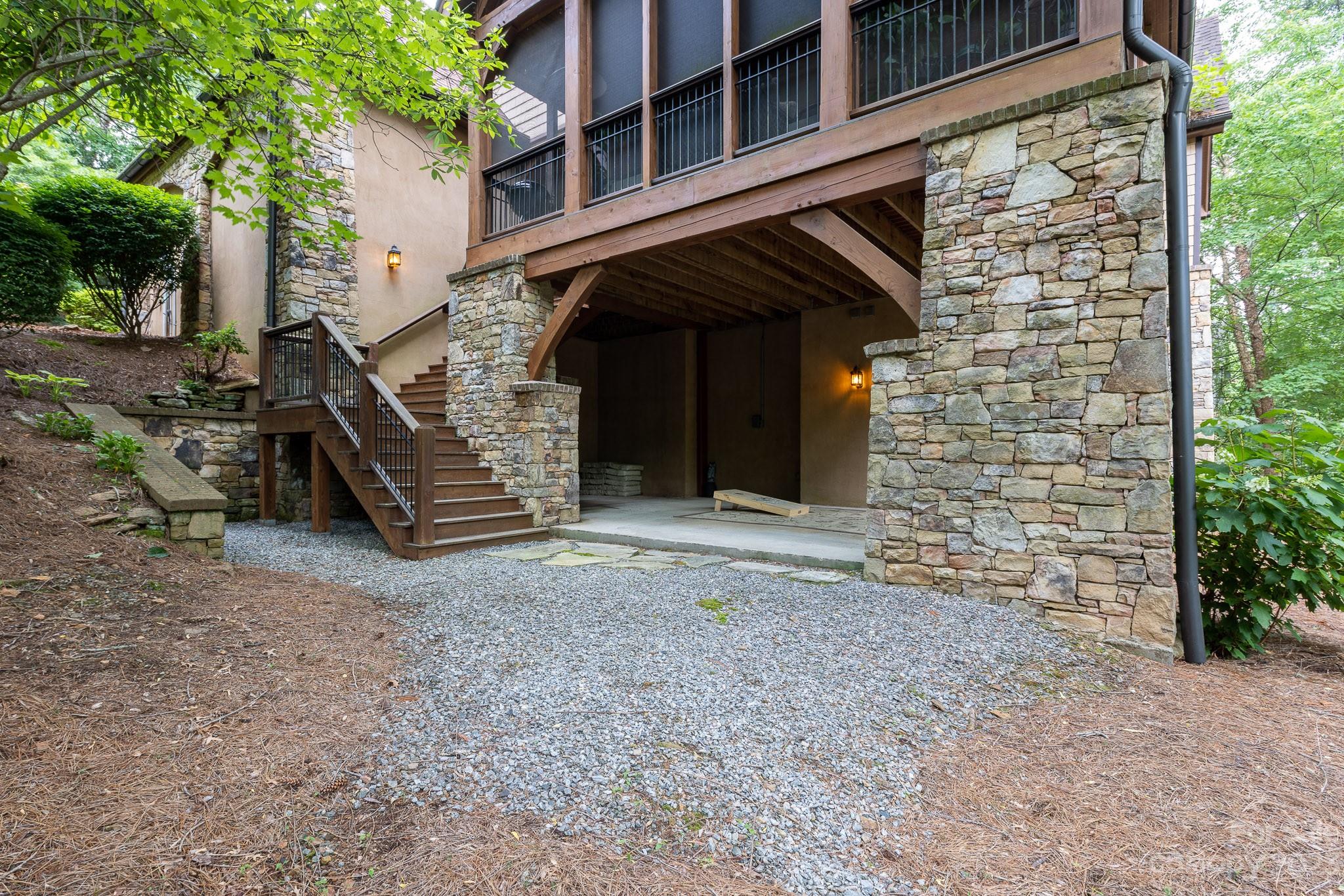 18 Running Creek Trail Property Photo 27