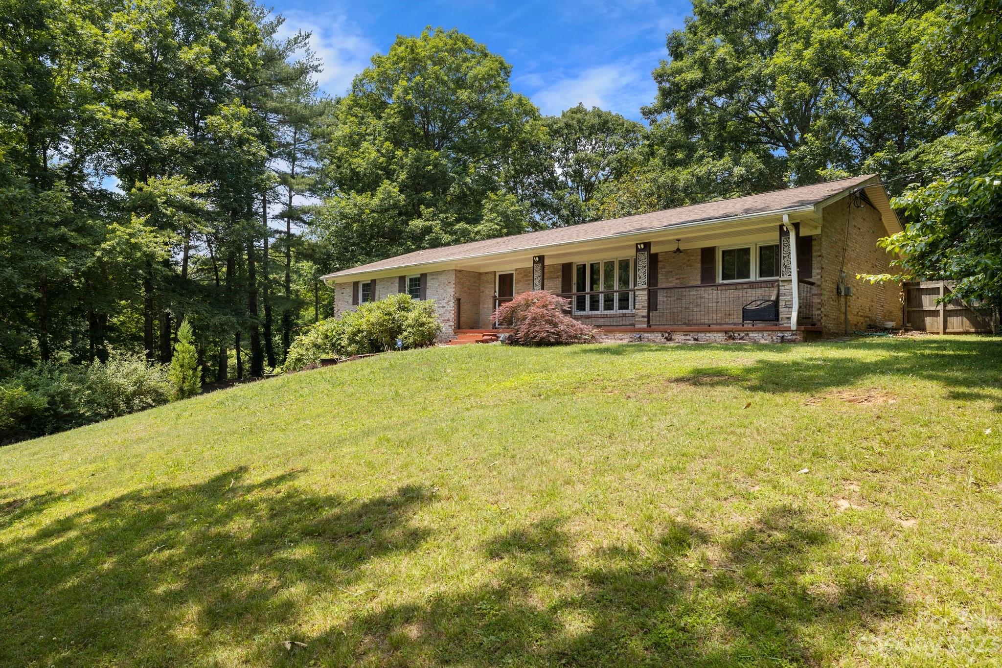 124 New Rockwood Road Property Photo 1