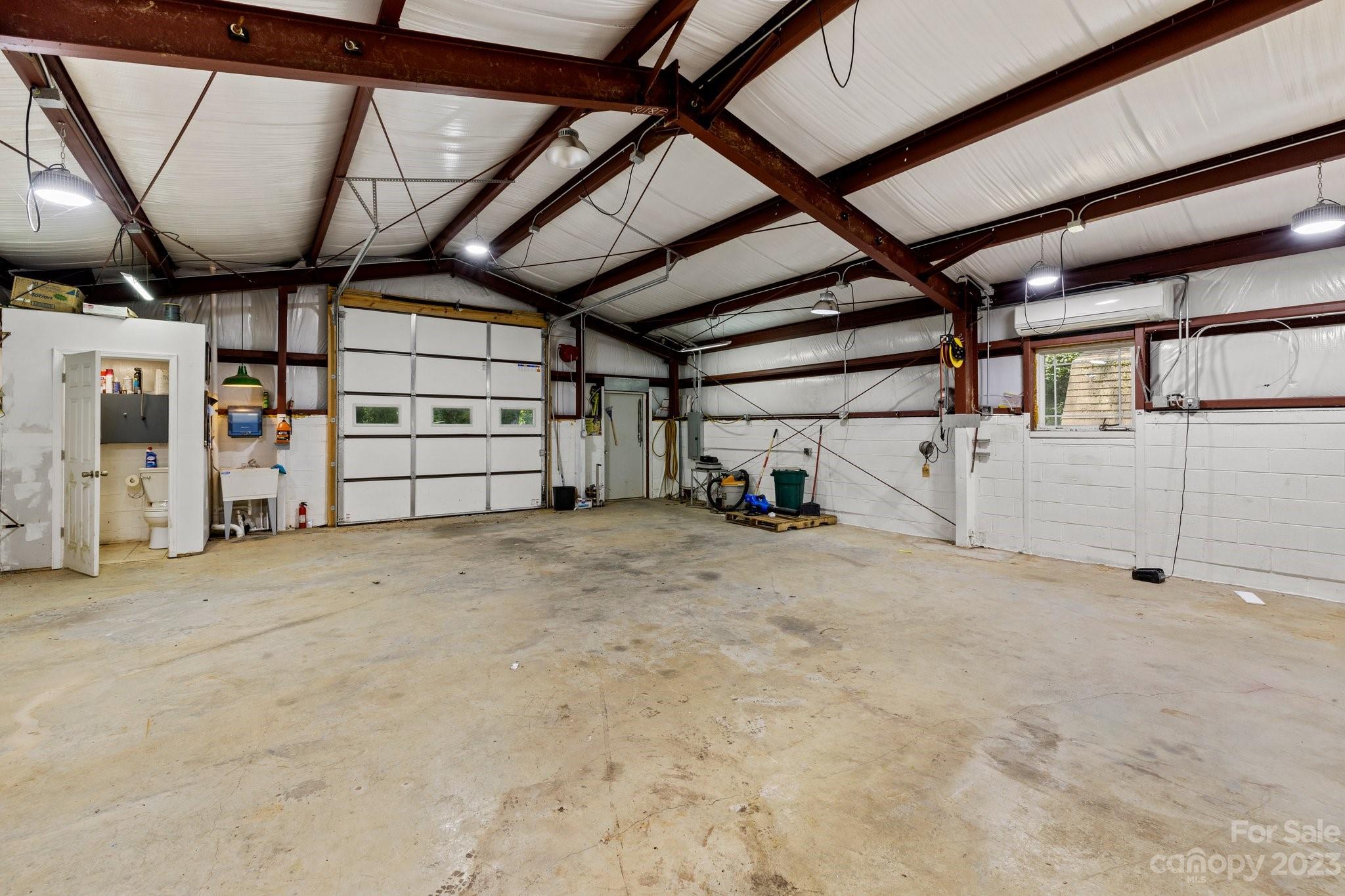 124 New Rockwood Road Property Photo 4