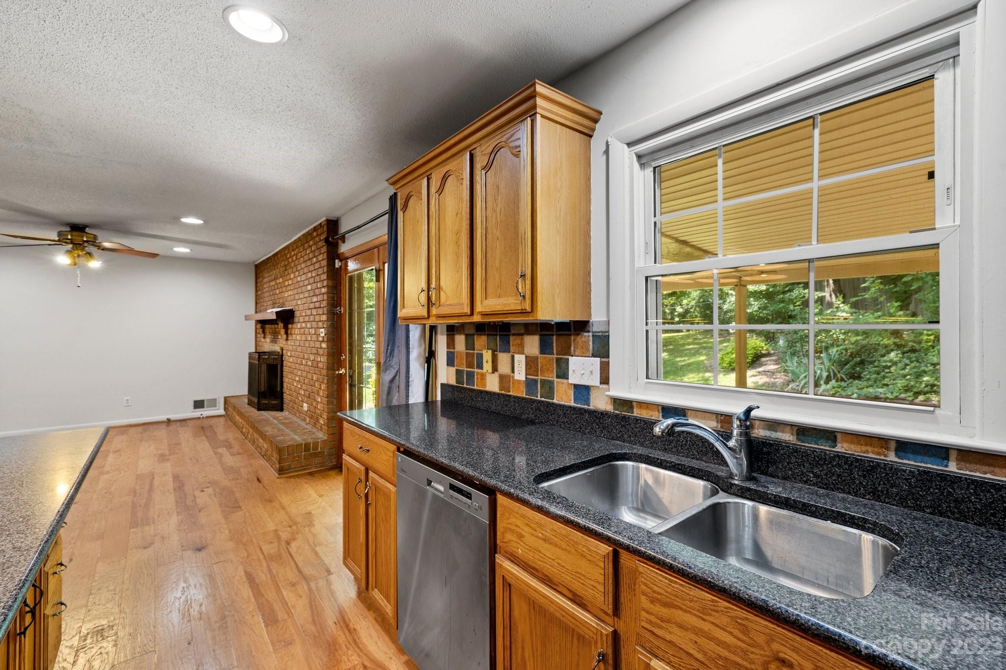 124 New Rockwood Road Property Photo 23