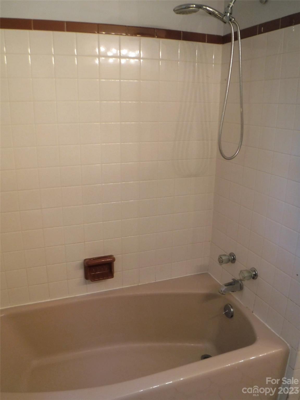 124 New Rockwood Road Property Photo 36
