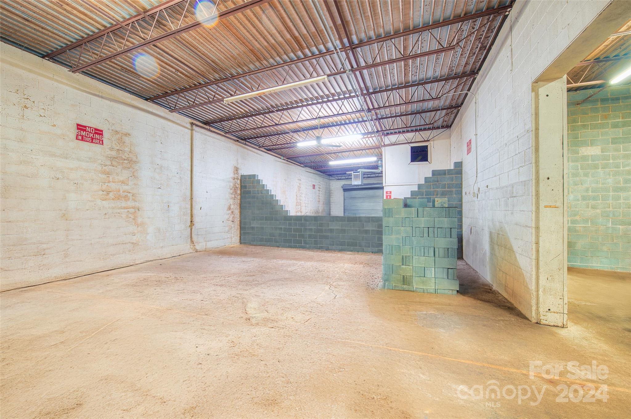 350 Henredon Road Property Photo 22