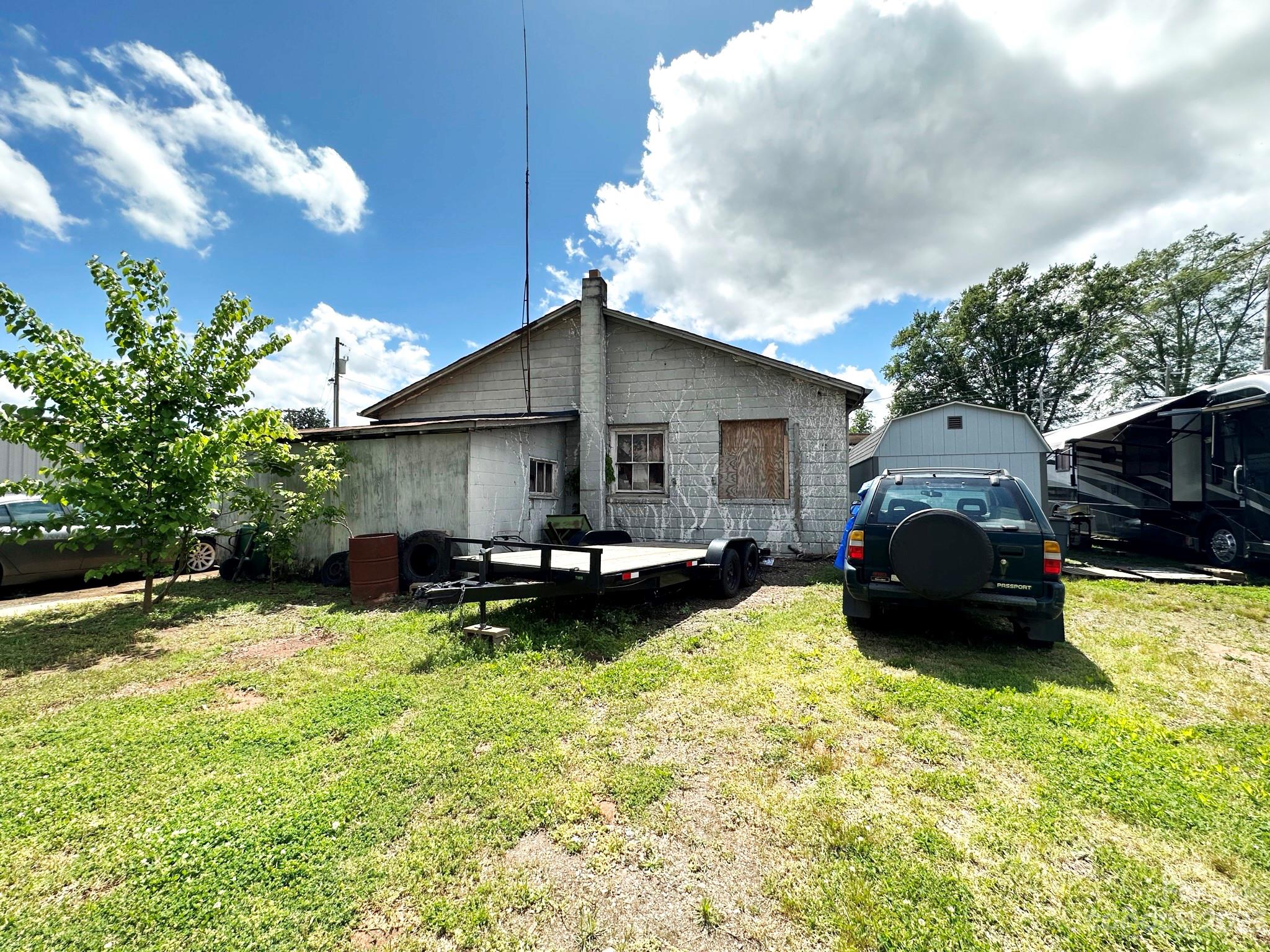 110 S Main Street Property Photo 6