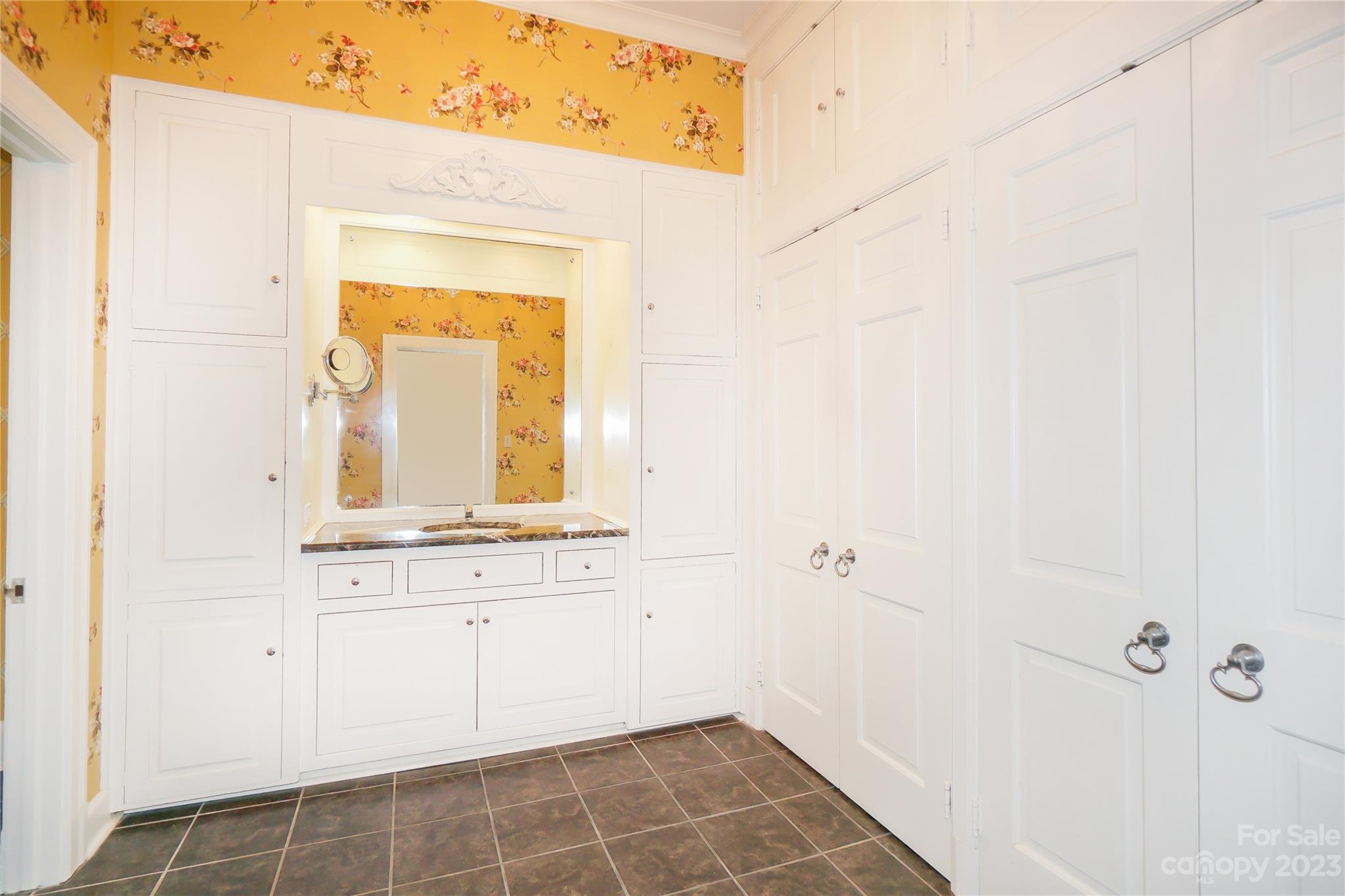 620 N 9th Street 5/6 Property Photo 24