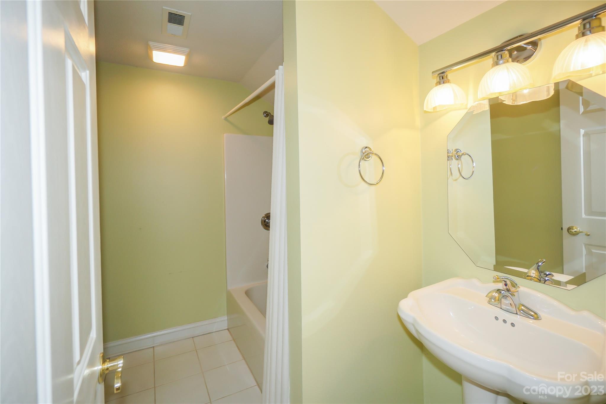 620 N 9th Street 5/6 Property Photo 38
