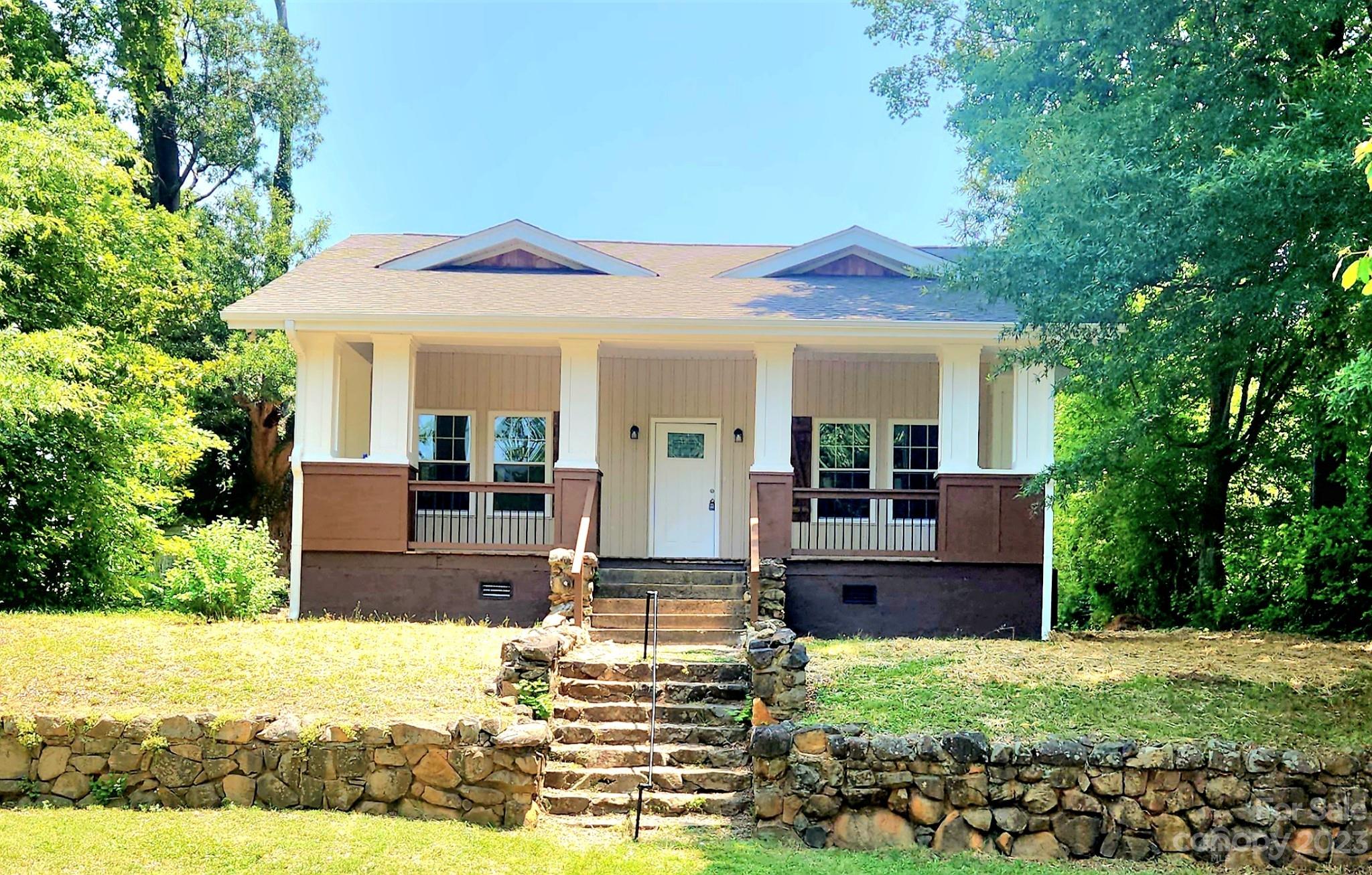 273 Broad Street Property Photo