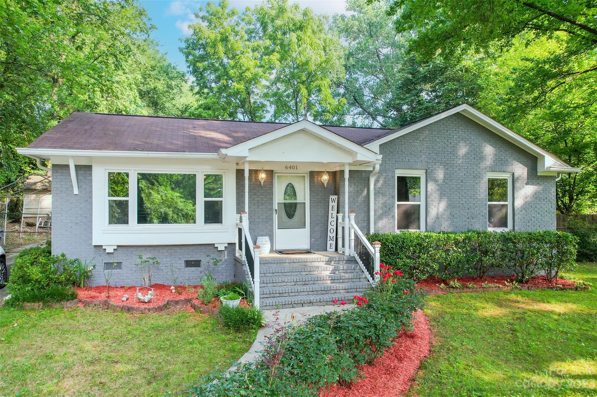 6401 Woody Glen Place Property Photo