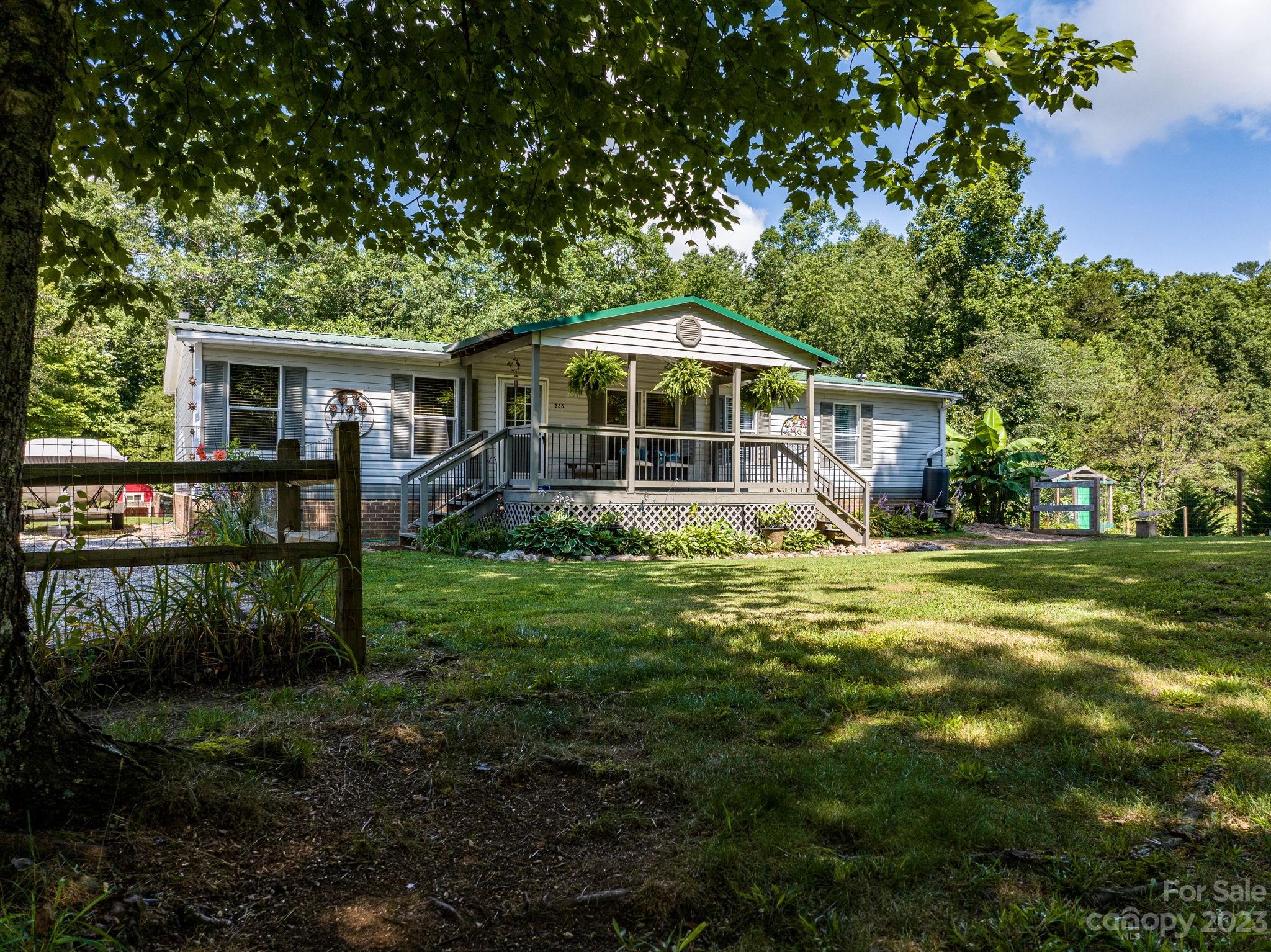 336 Paradise Circle Property Photo