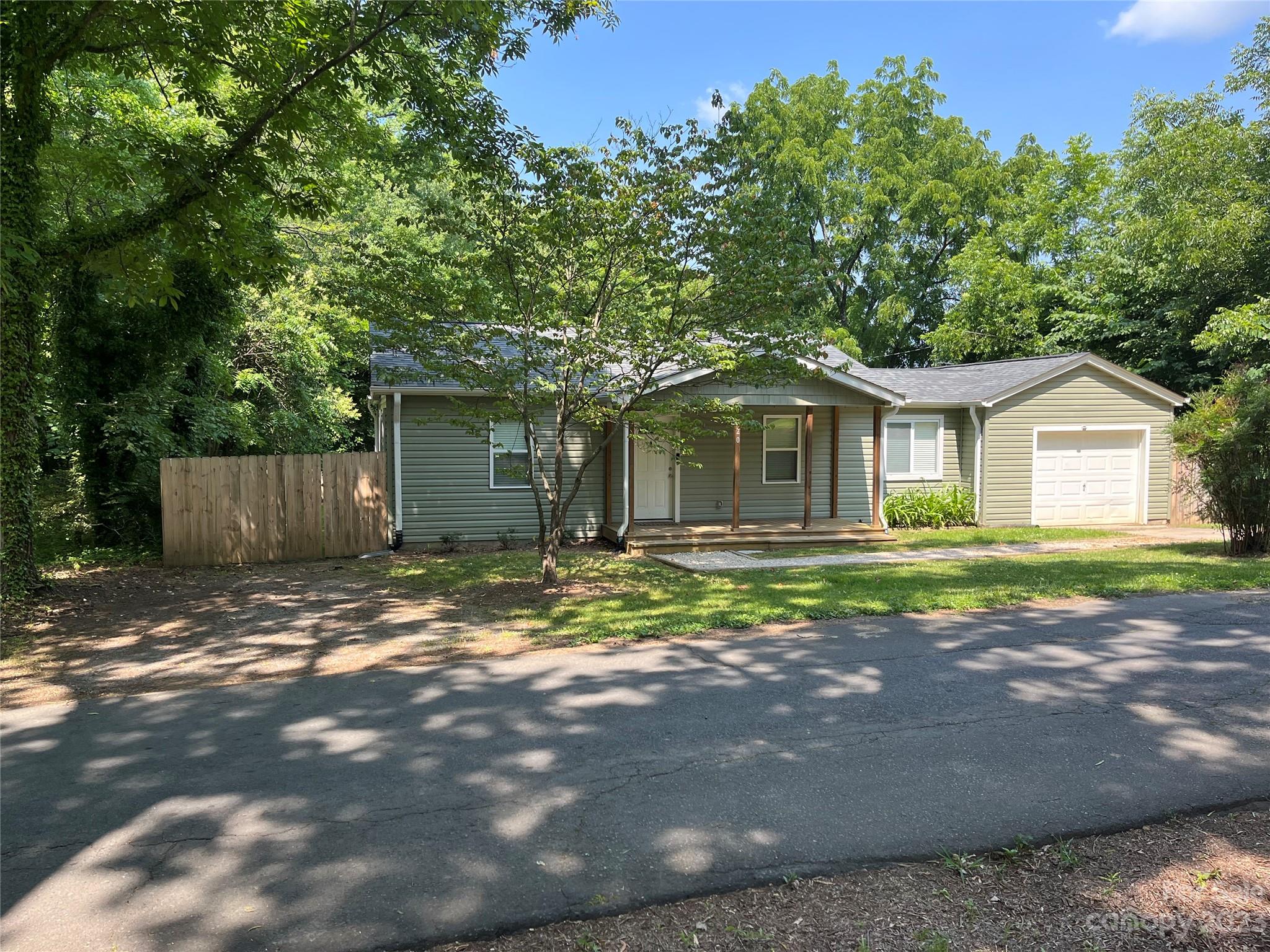 620 Central Avenue Property Photo 1