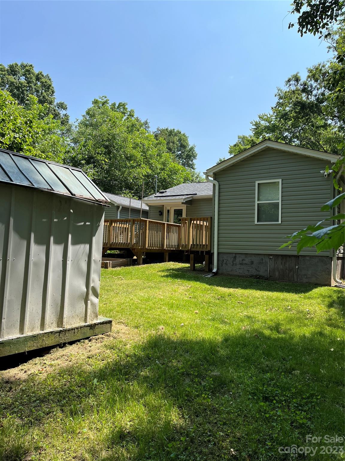 620 Central Avenue Property Photo 4