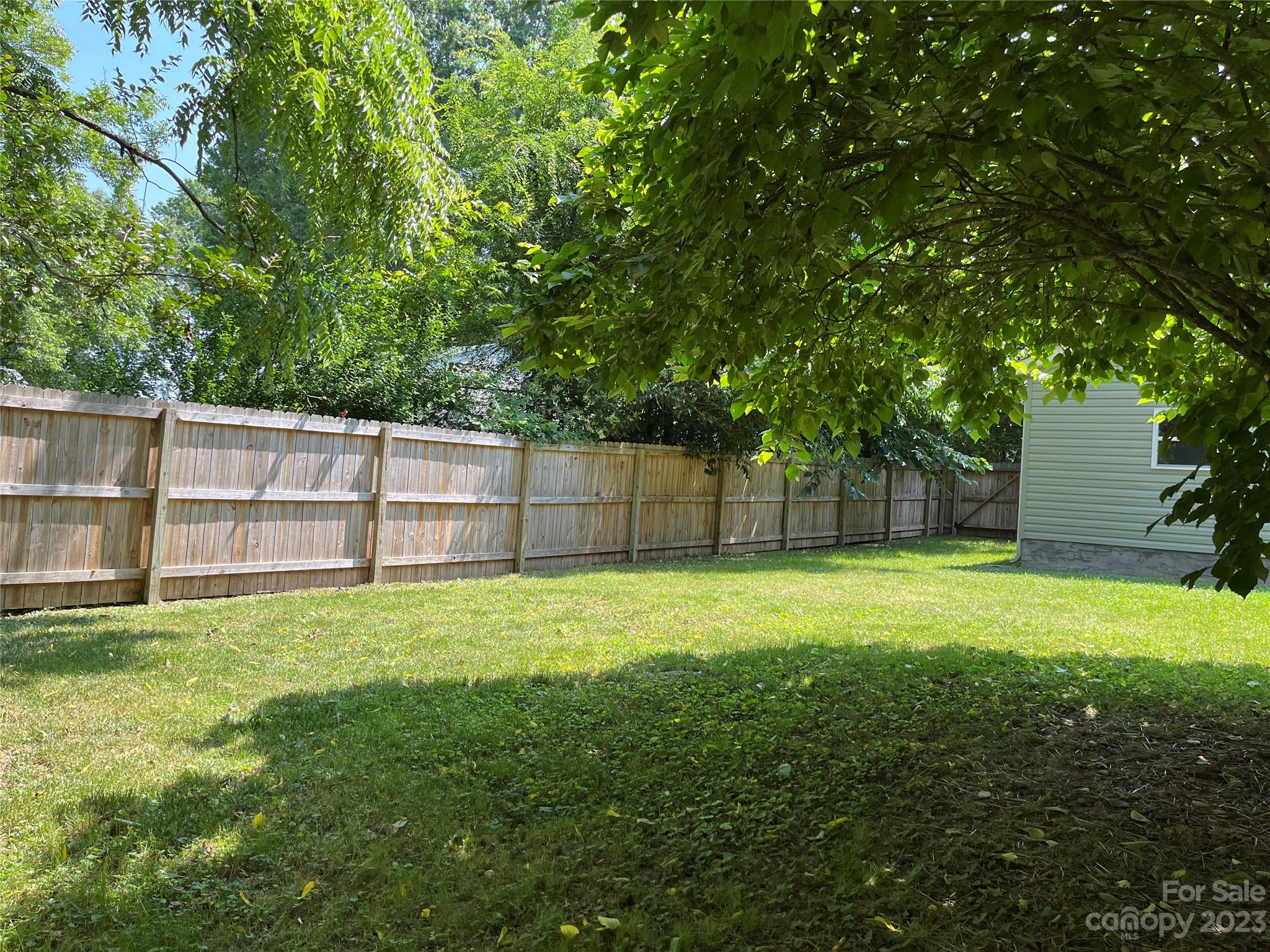 620 Central Avenue Property Photo 9