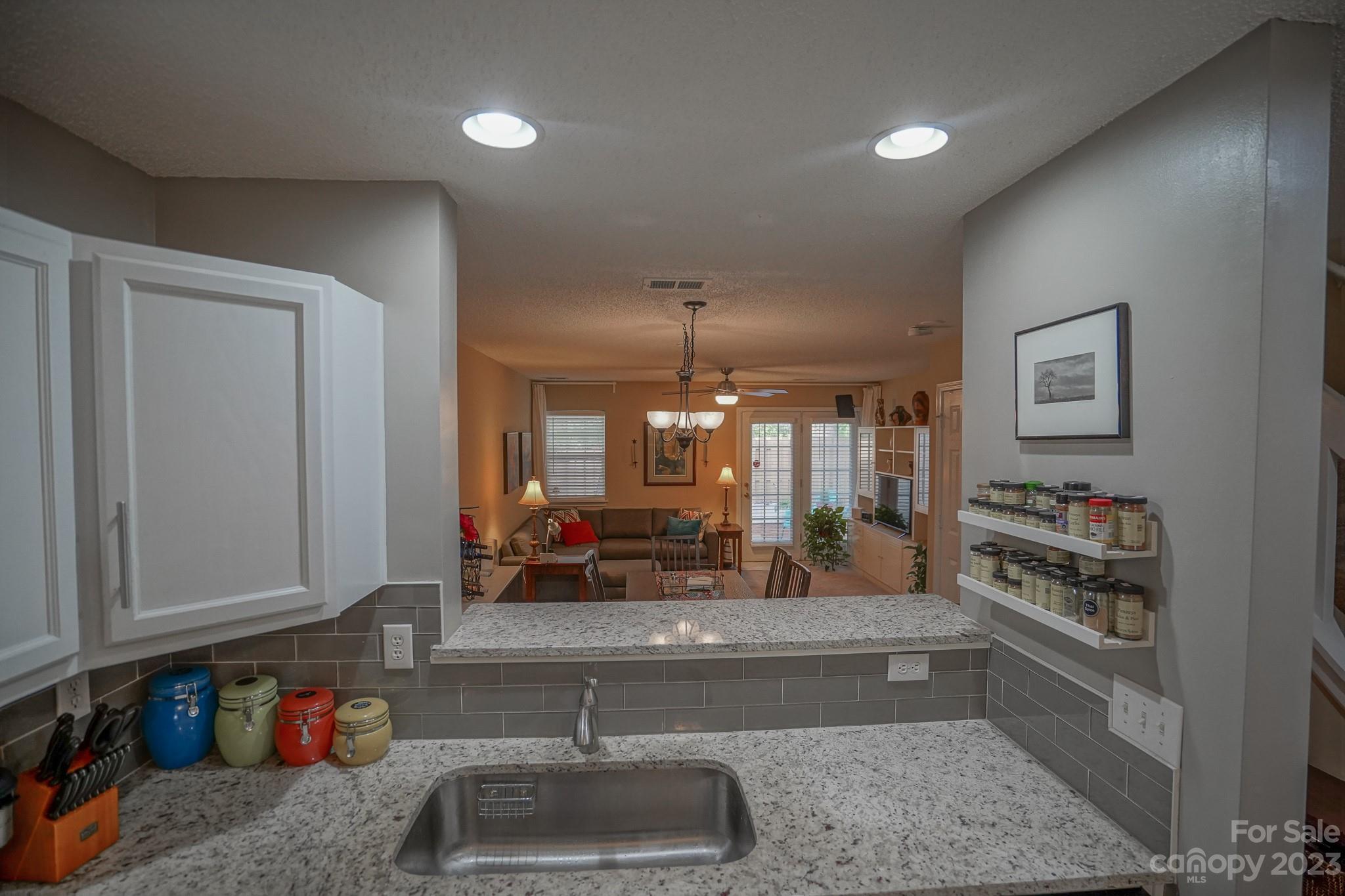 1846 Birch Heights Court Property Photo 6