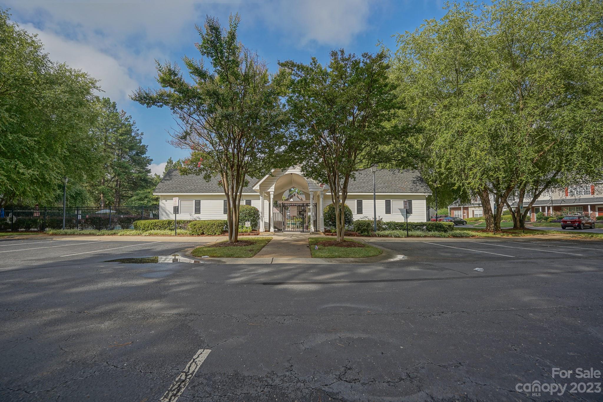 1846 Birch Heights Court Property Photo 24