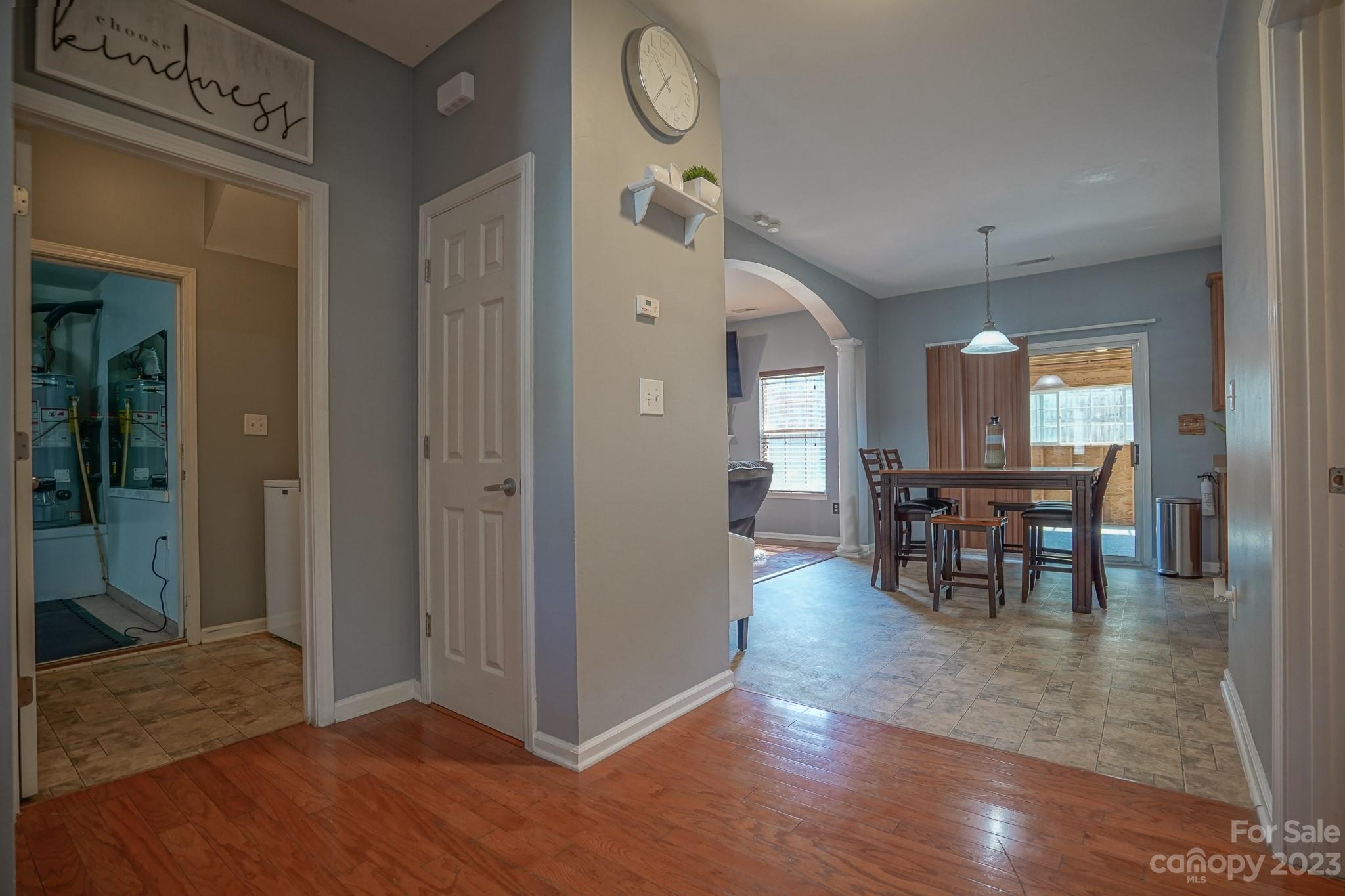1008 Reigate Road Property Photo 25