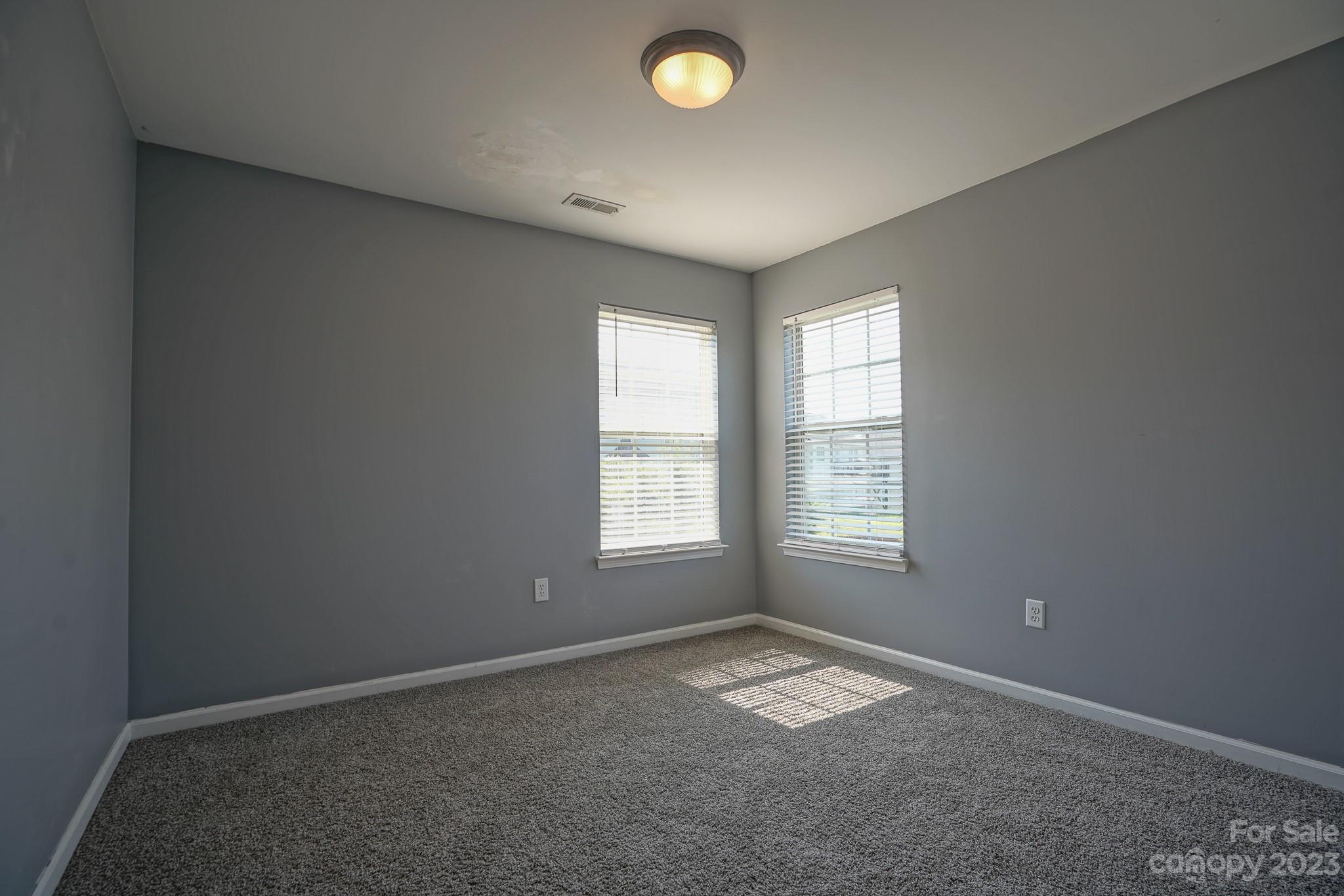 1008 Reigate Road Property Photo 33