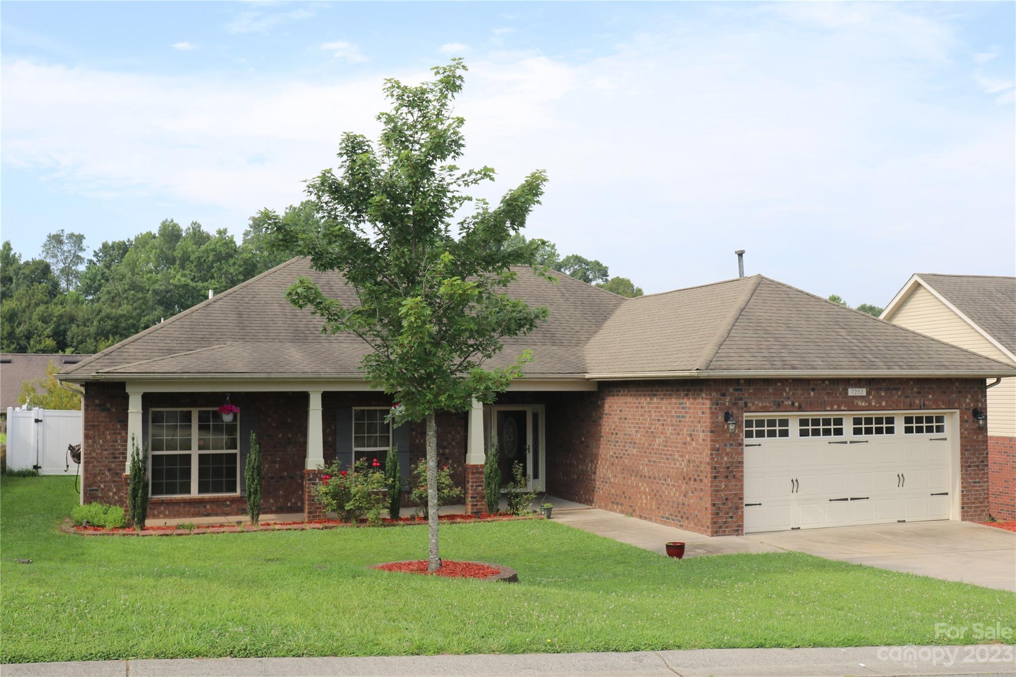 7252 Kenyon Drive Property Photo 1