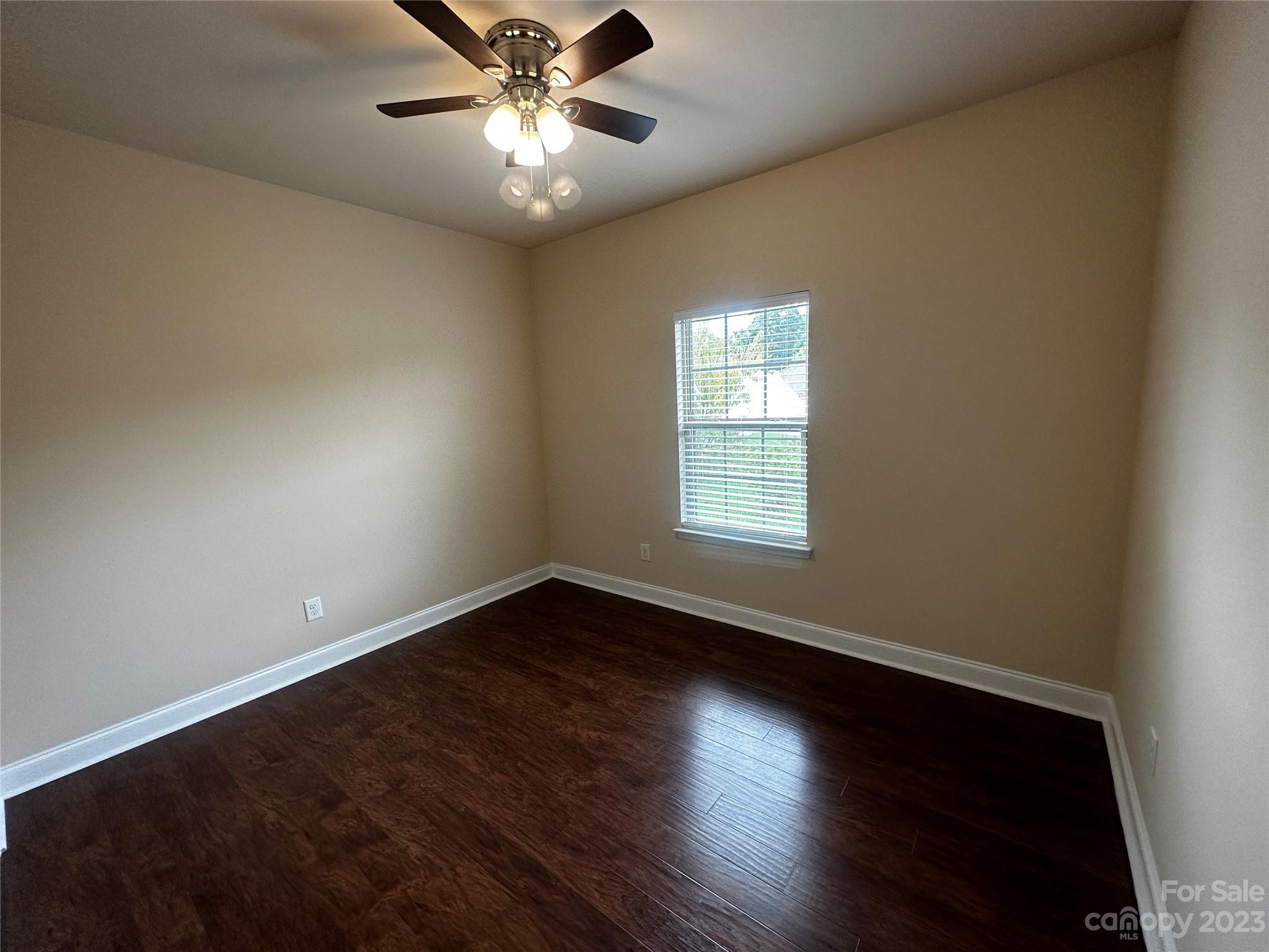 7252 Kenyon Drive Property Photo 8