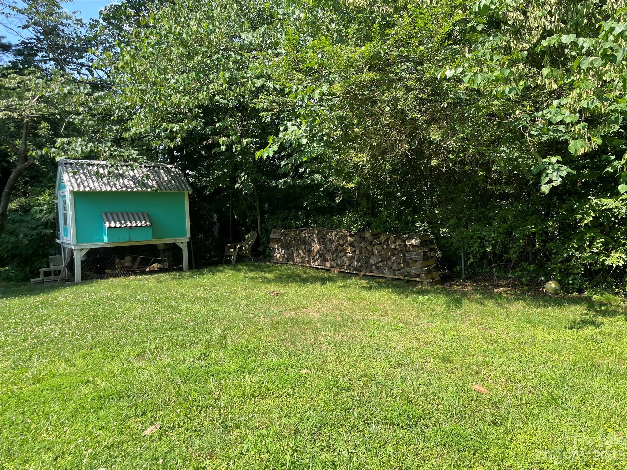 1304 Klondale Avenue Property Photo 15