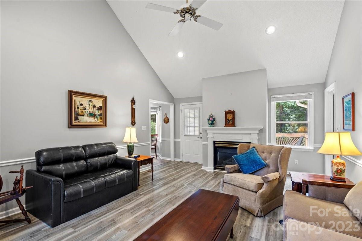 1179 Morrocroft Trail Property Photo 8