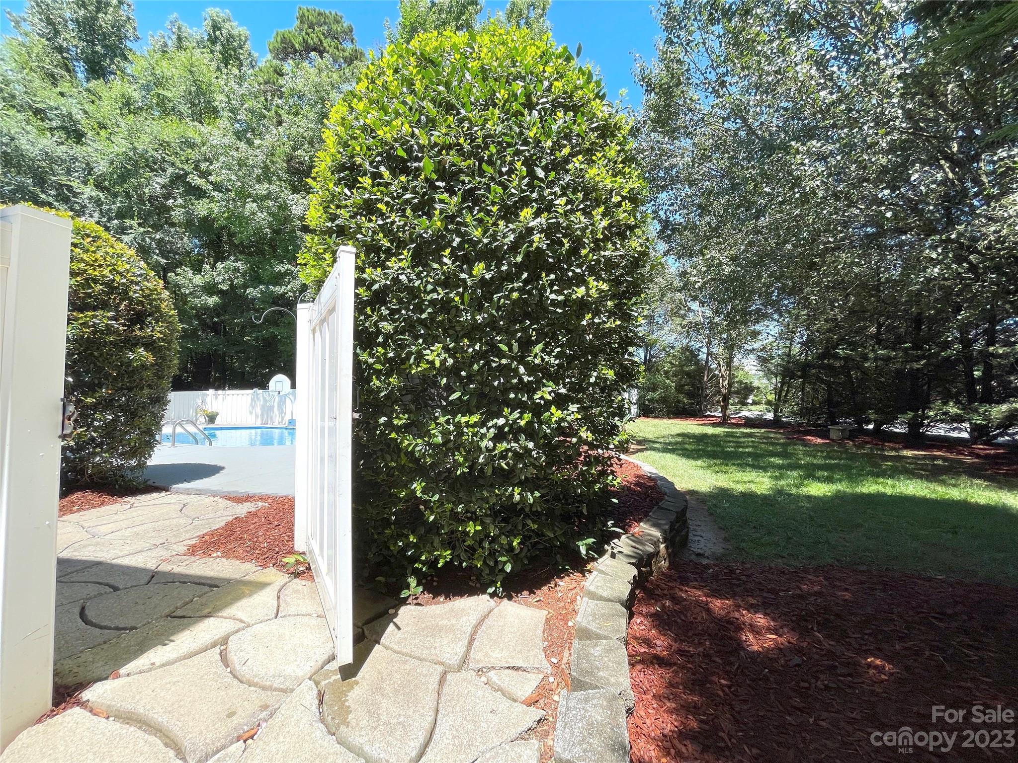 7402 Hannah Alexander Lane Property Photo 32