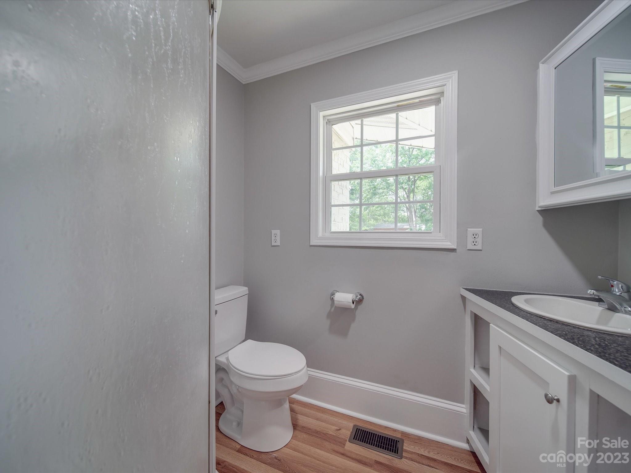 700 Cureton Street Property Photo 13