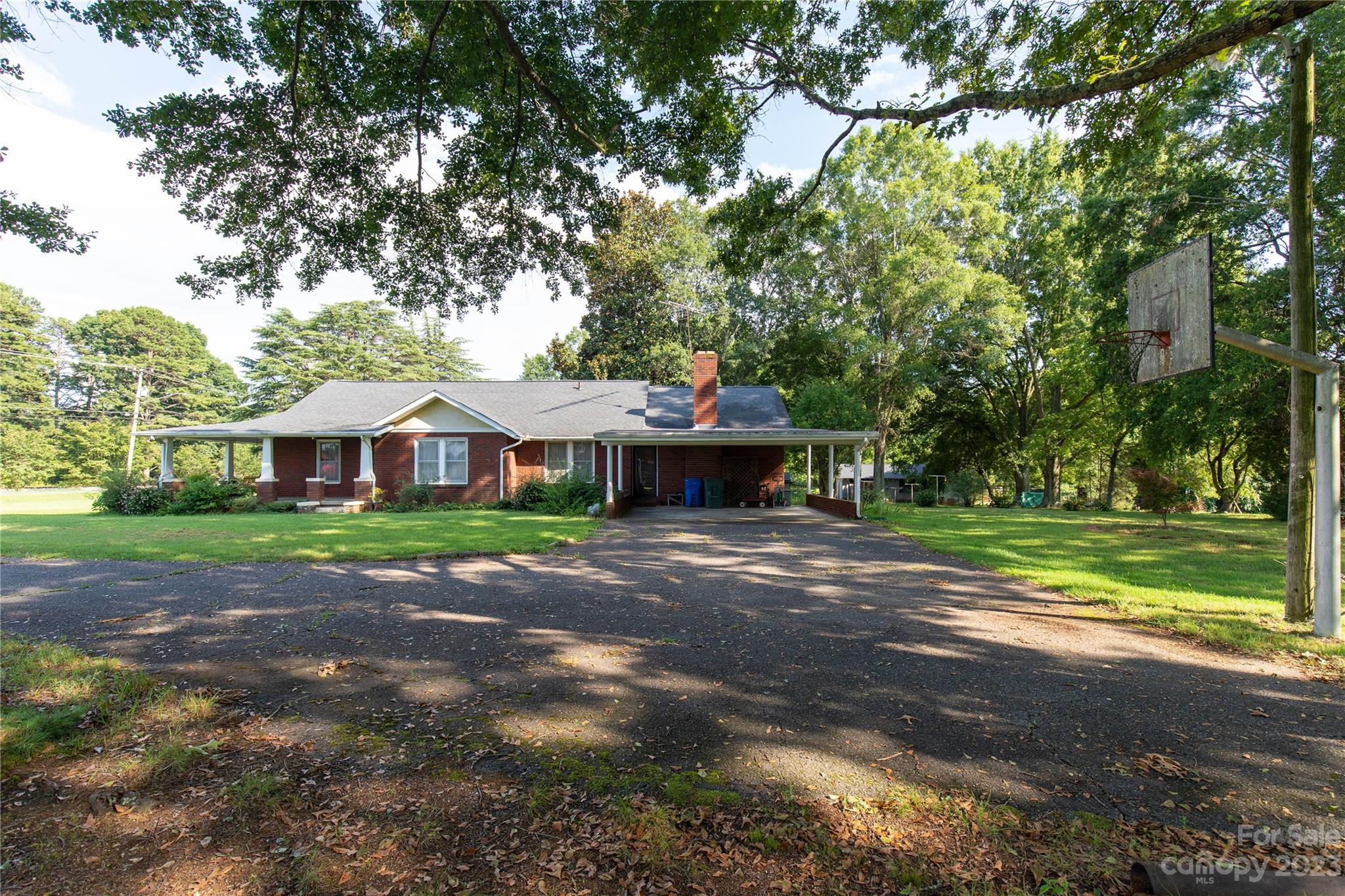 2340 Statesville Highway Property Photo 7
