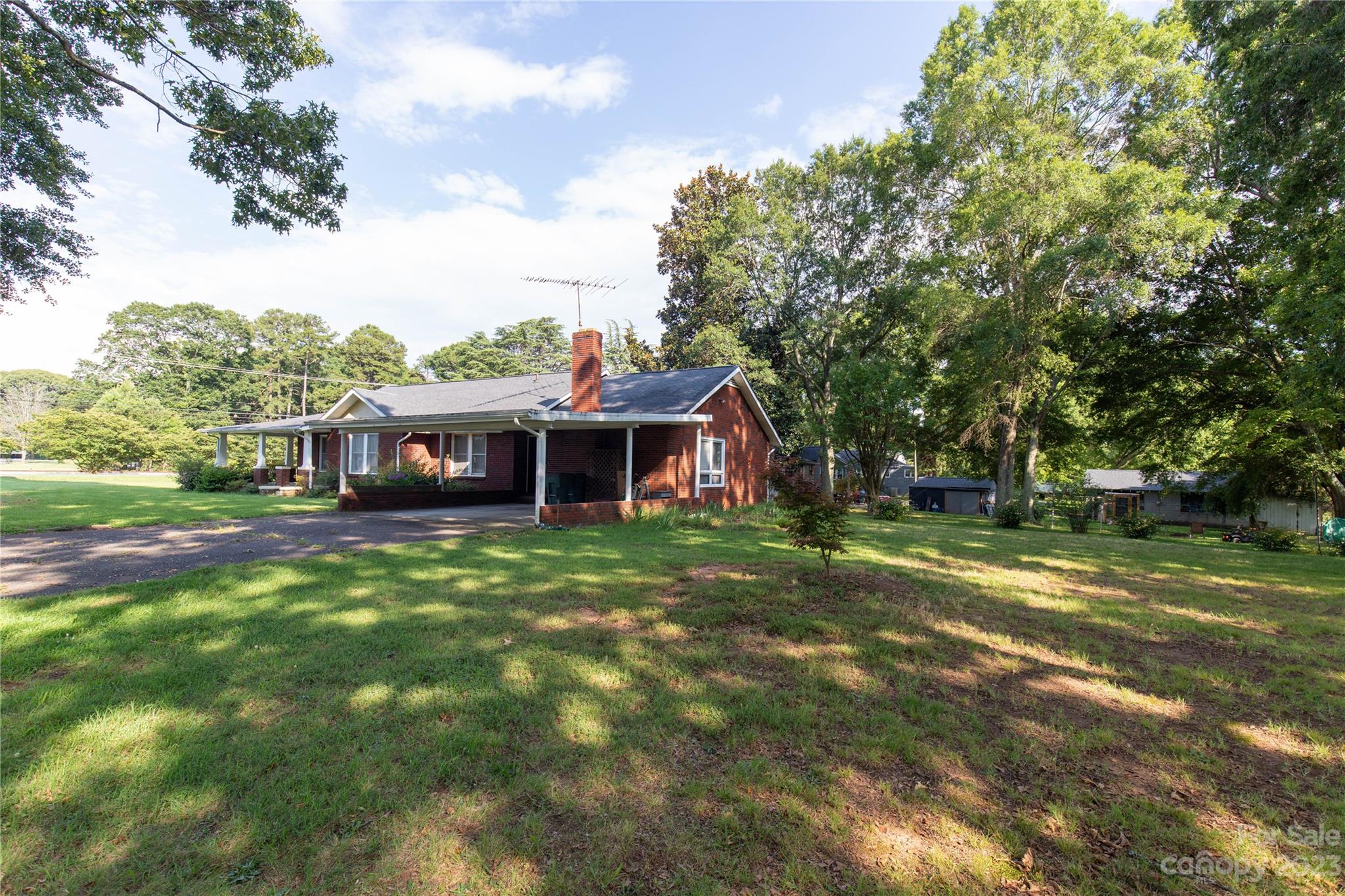 2340 Statesville Highway Property Photo 8