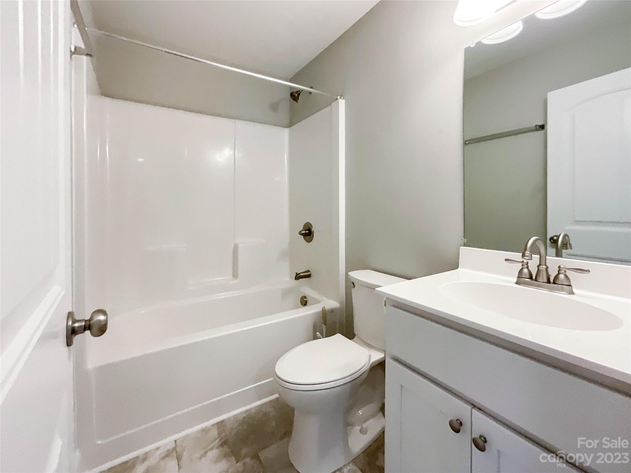 1523 E Liberty Street Property Photo 10